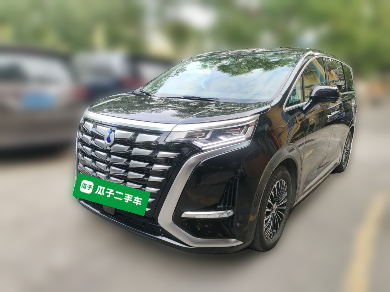 Denza D9 2023 صورة سيارة 