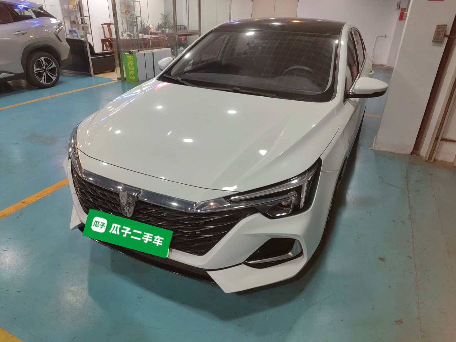 Roewe i6 MAX New Energy 2024 imagen de coche 