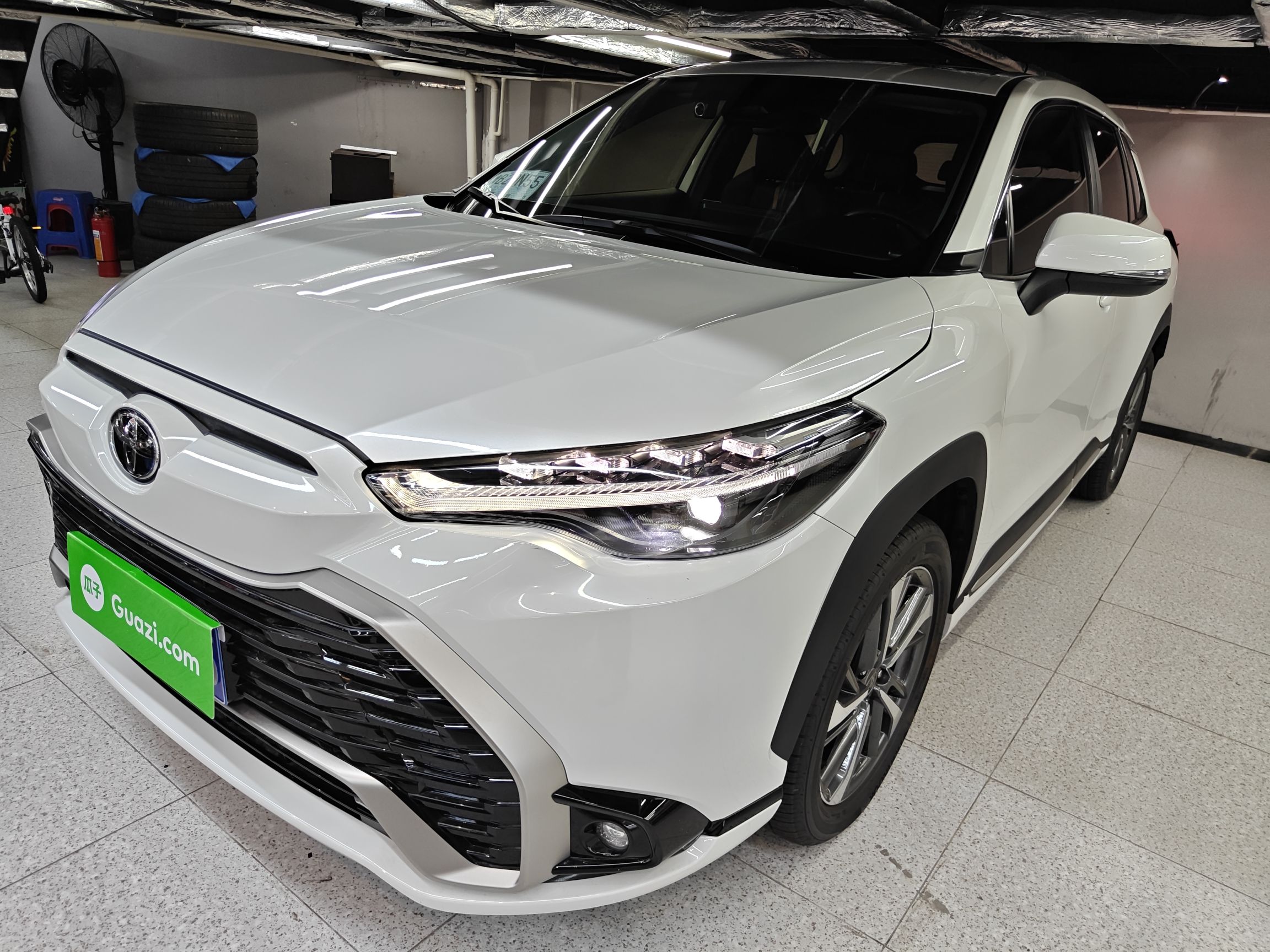 Toyota Frontlander 2023 car image 