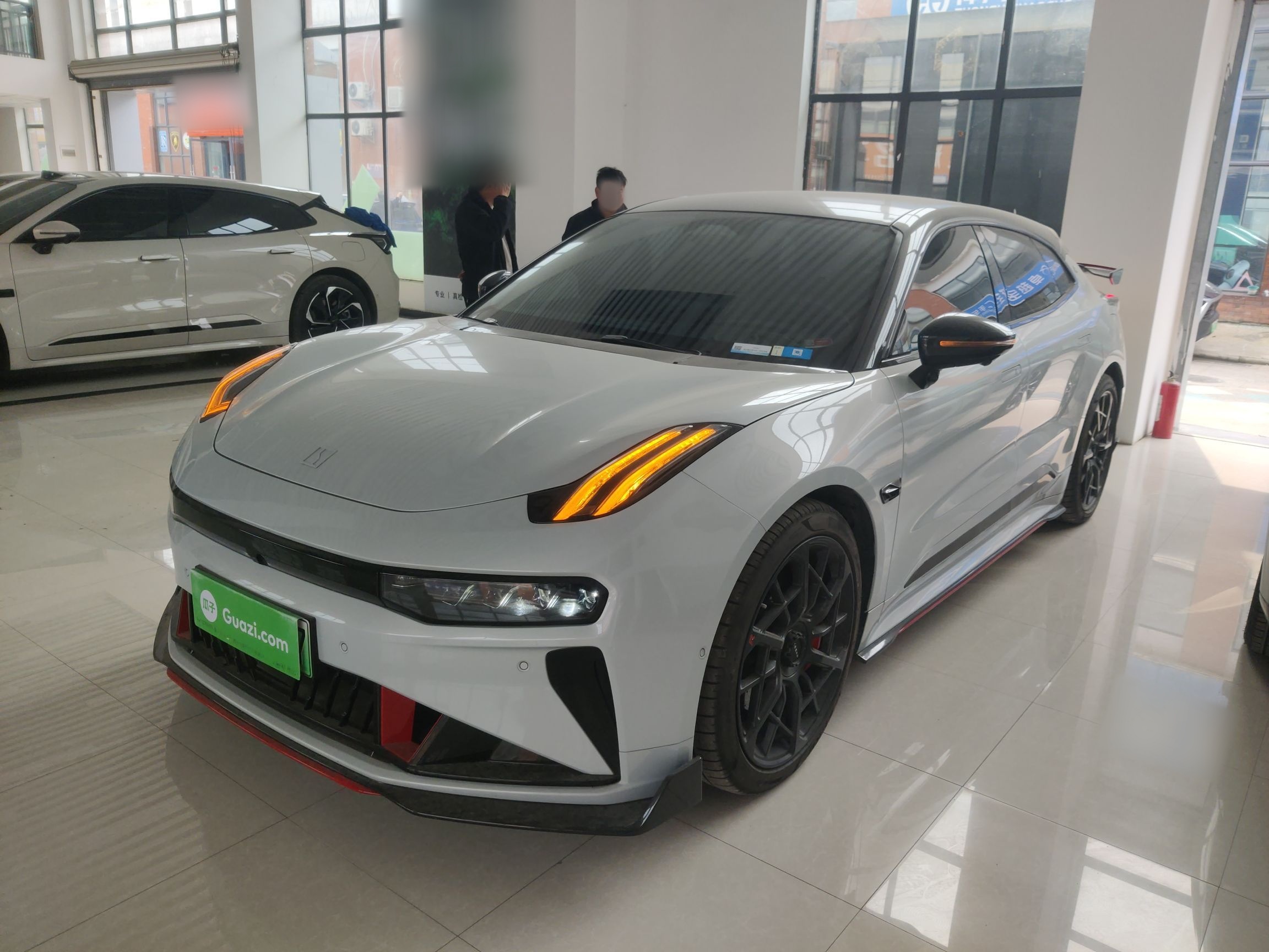 Zeekr 001 FR 2023 汽车图片 