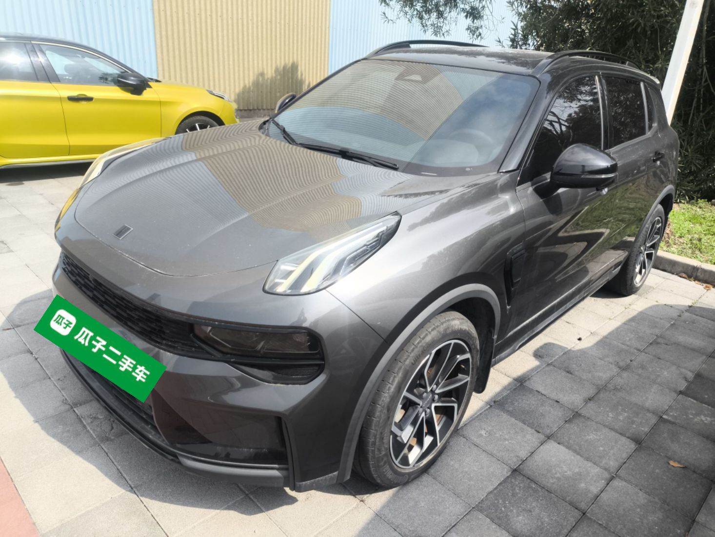 Lynk & Co 01 EM-P 2022 car image 
