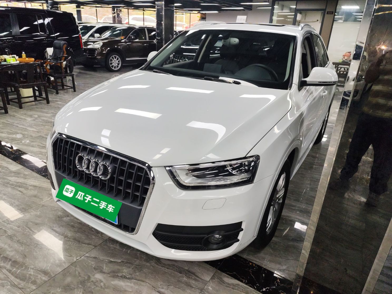 Audi Q3 2015 car image 