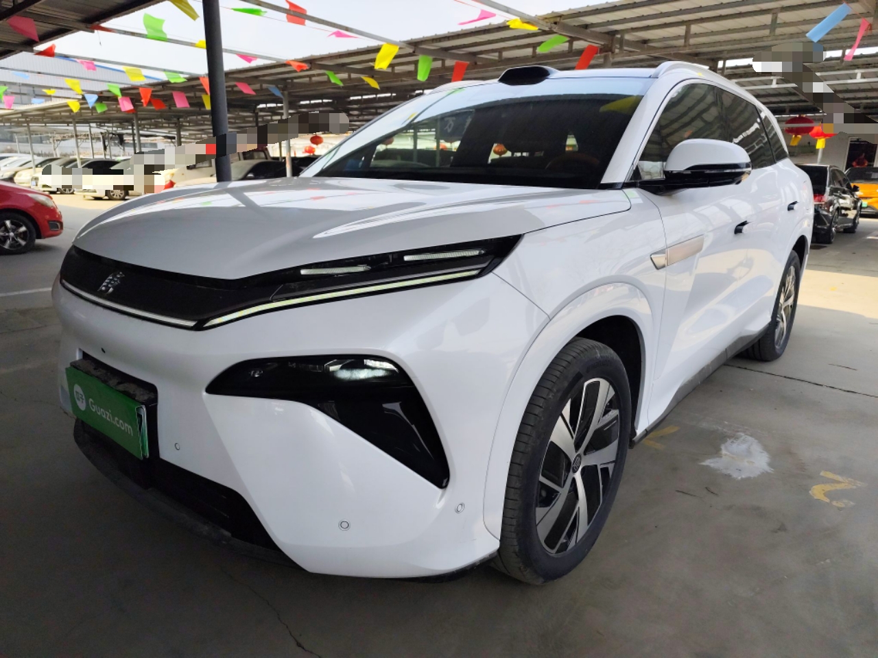 BYD Tang L 2025 immagine di auto 