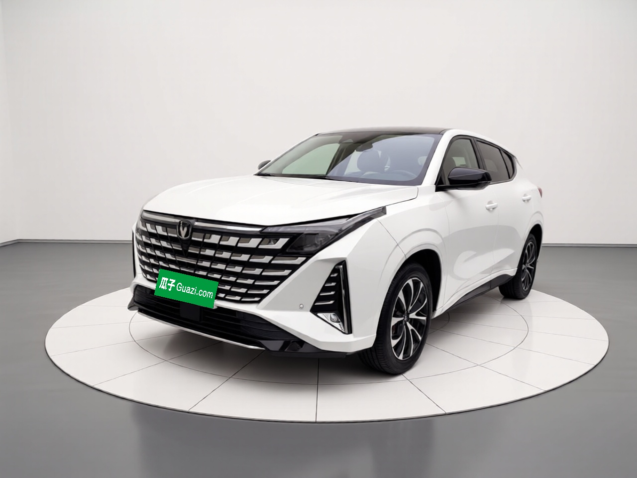 Changan UNI-Z PHEV 2025 car image 
