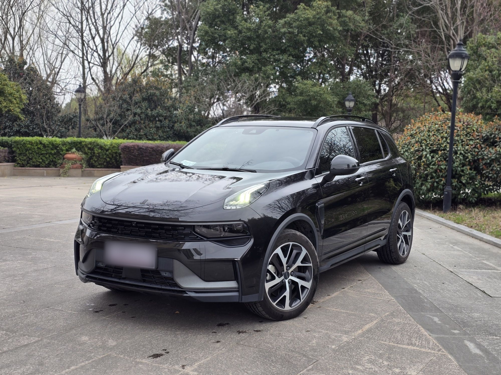 Lynk & Co 01 EM-P 2022 car image 