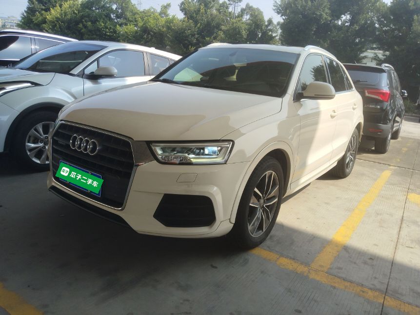 Audi Q3 2017 immagine di auto 