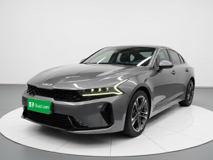 Kia K5 2022 汽车图片 