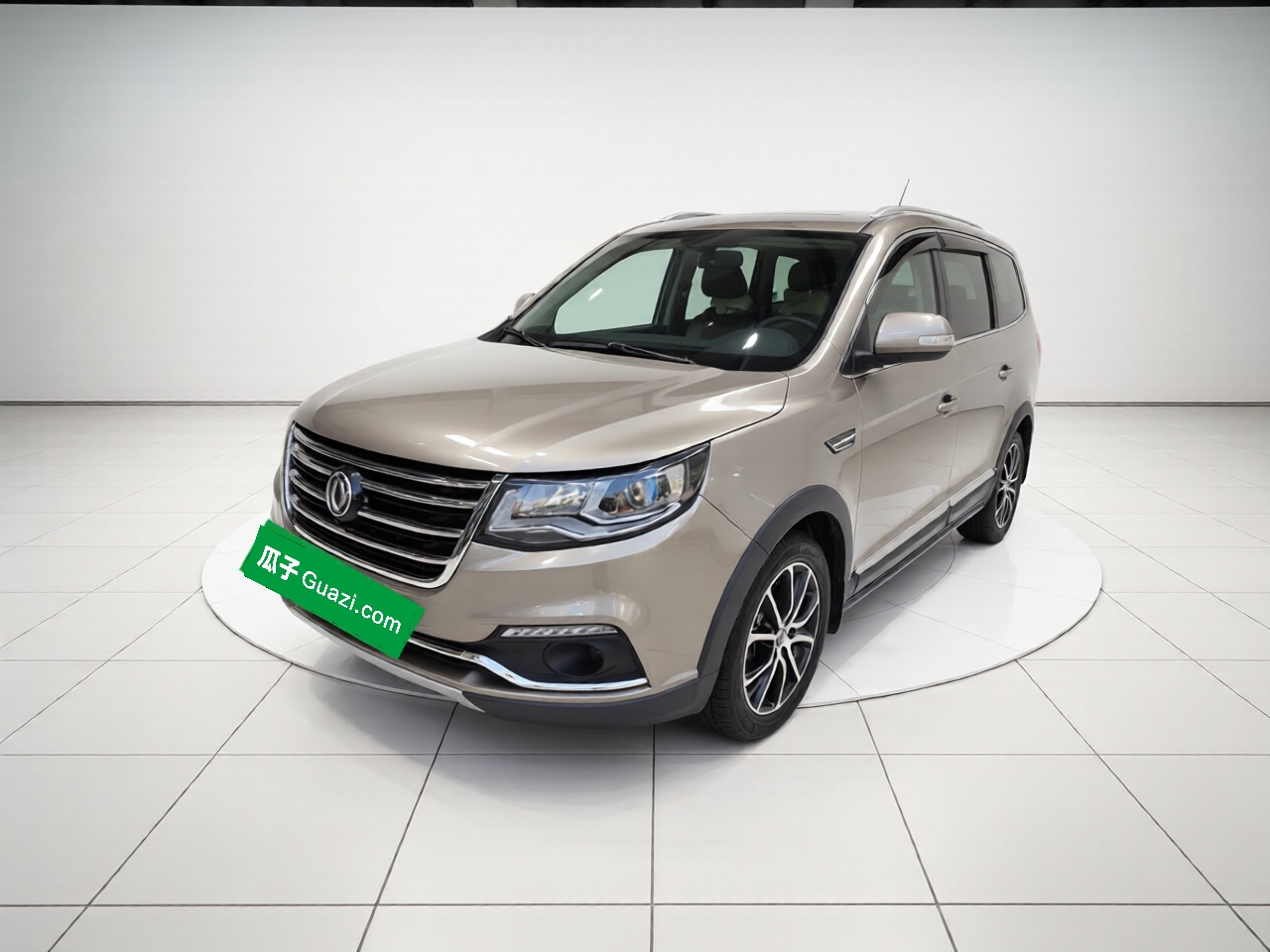 Forthing SX6 2016 car image 