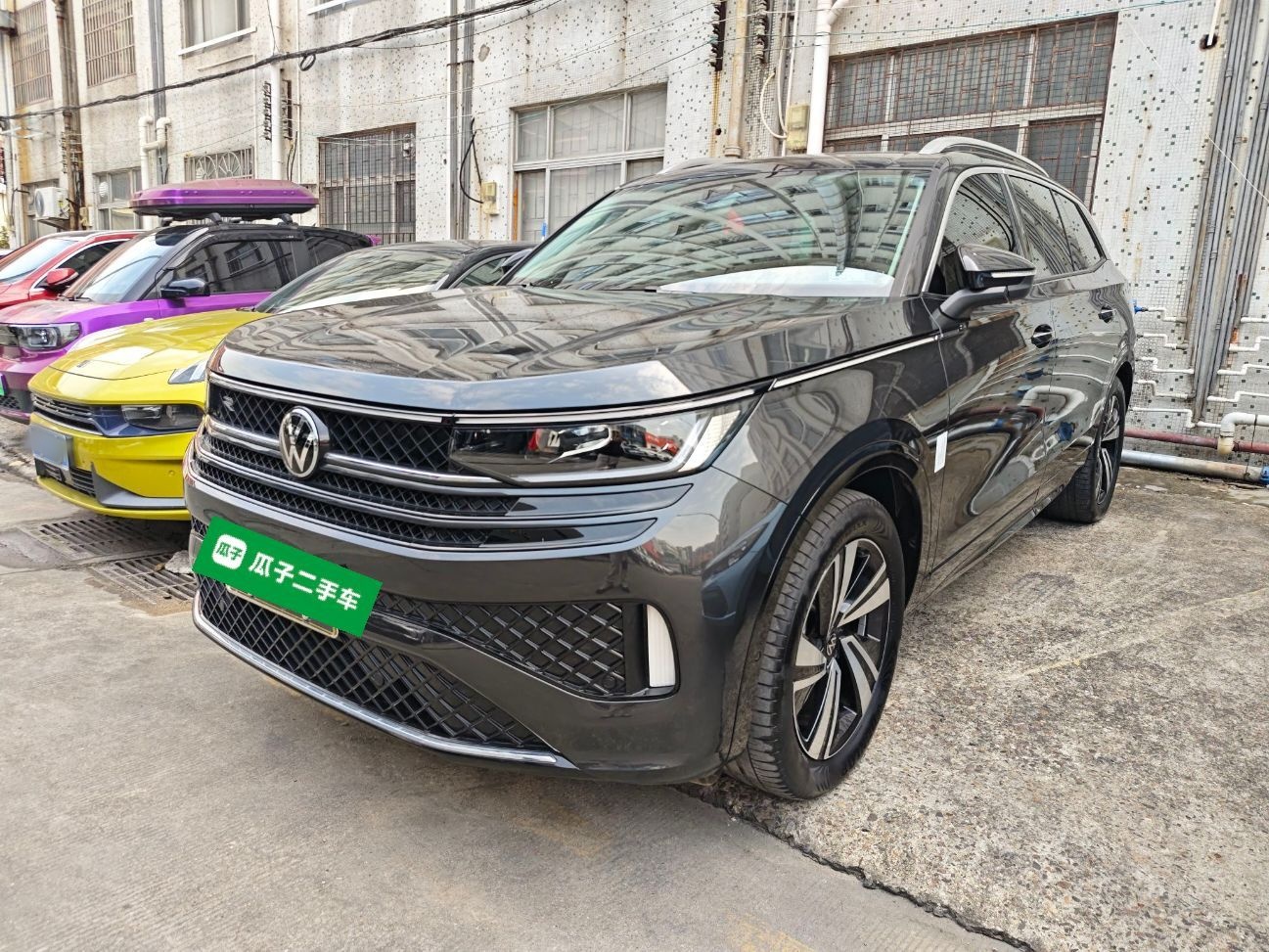Volkswagen Tavendor 2024 汽车图片 