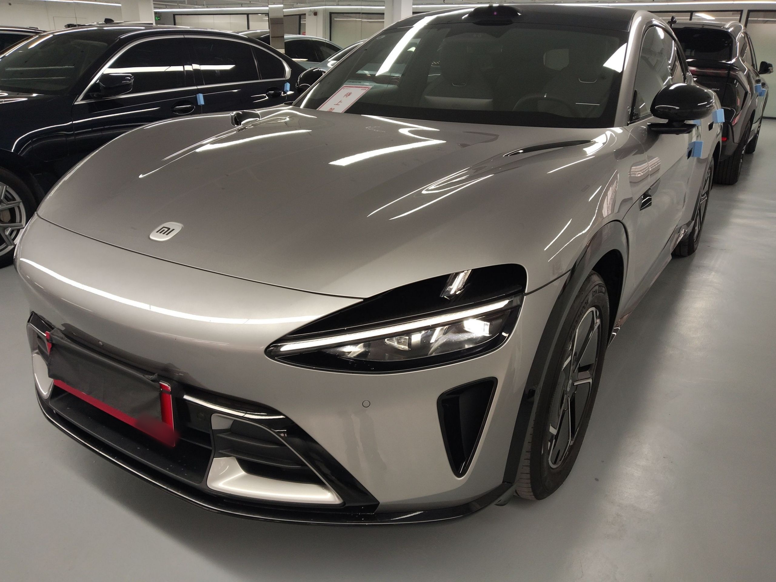 MI YU7 2025 car image 