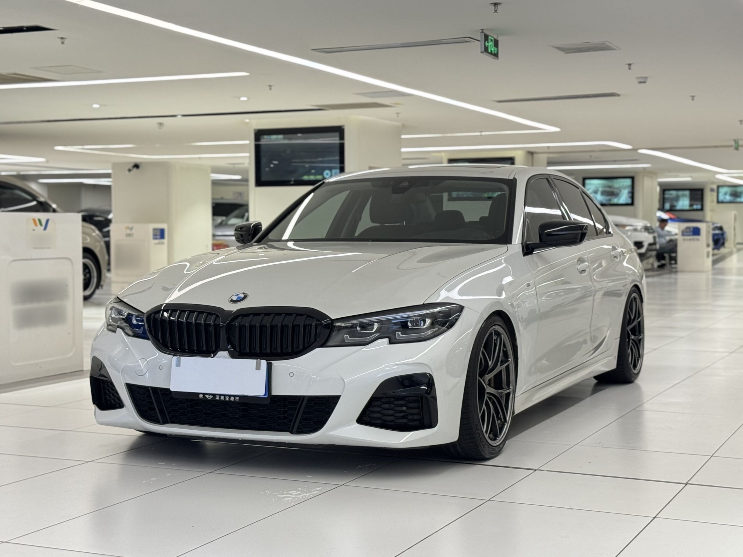 BMW 3 Series 2022 car image 