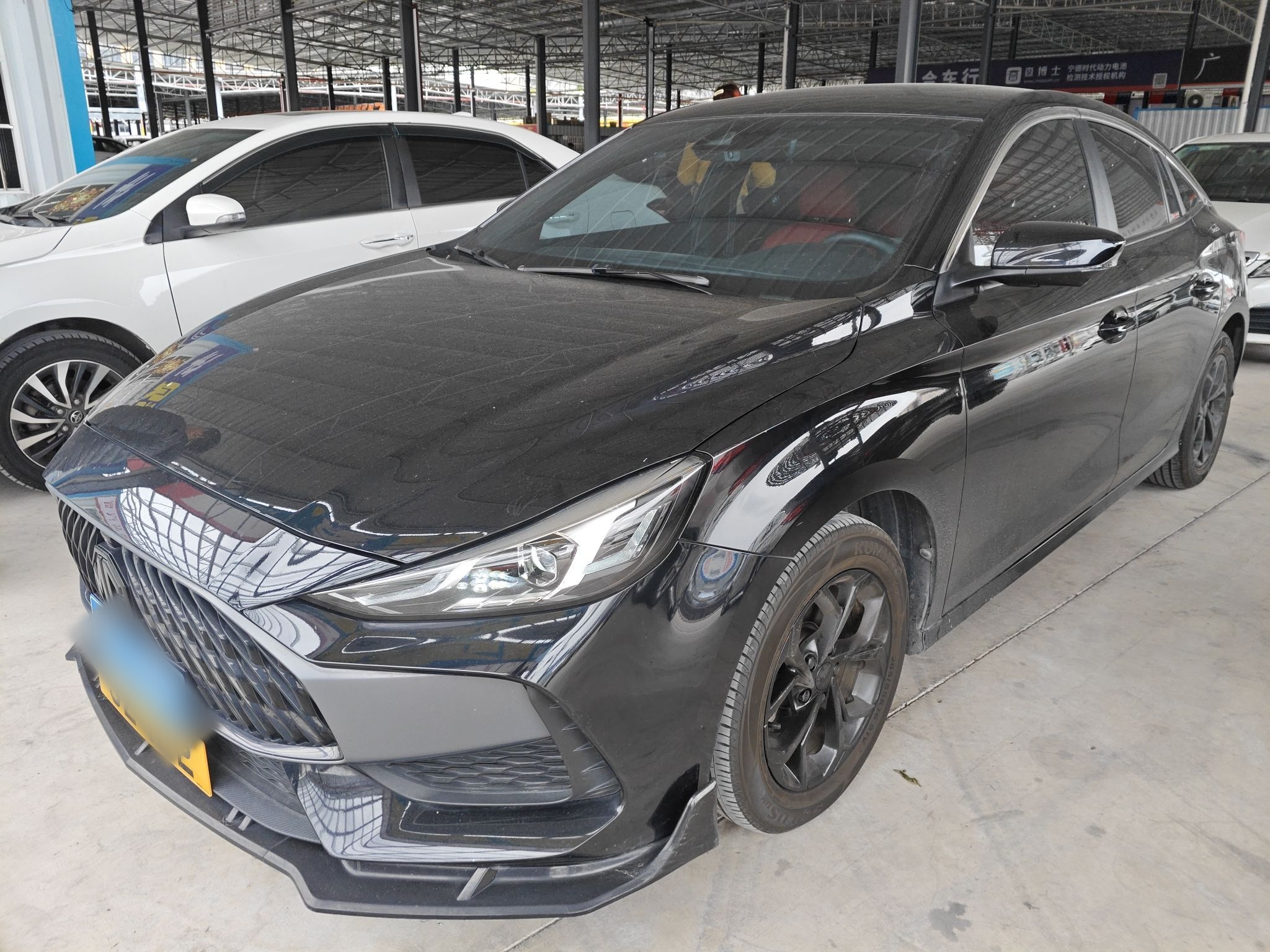 5 2023 5 2023 immagine di auto