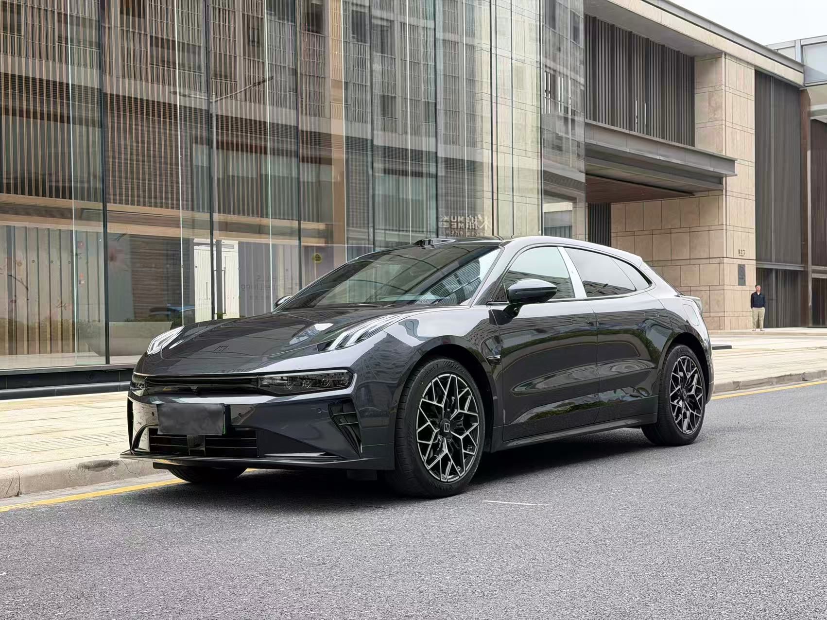 Zeekr 001 2026 汽车图片 