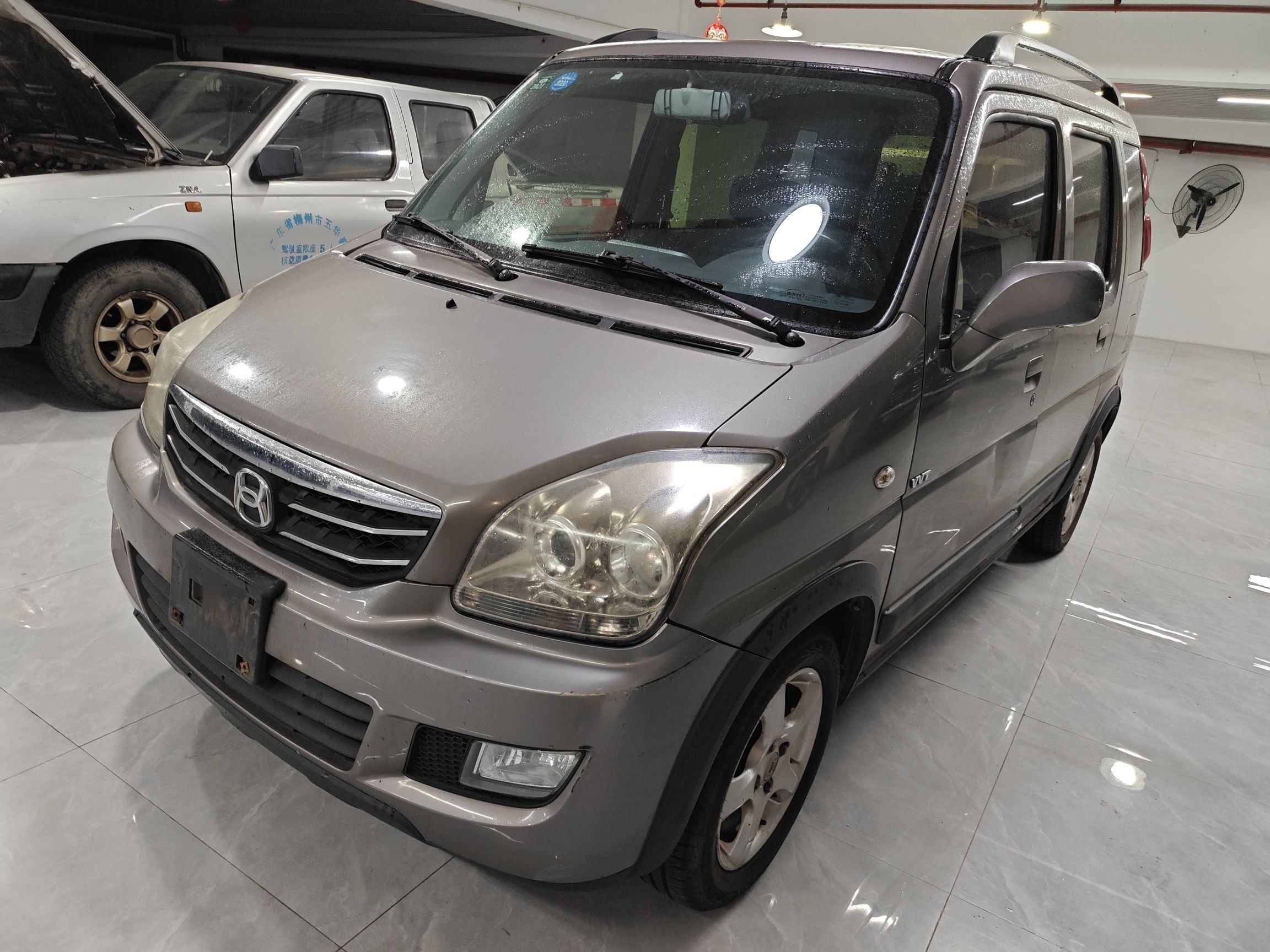 Suzuki Wagon R X5 2017 汽车图片 