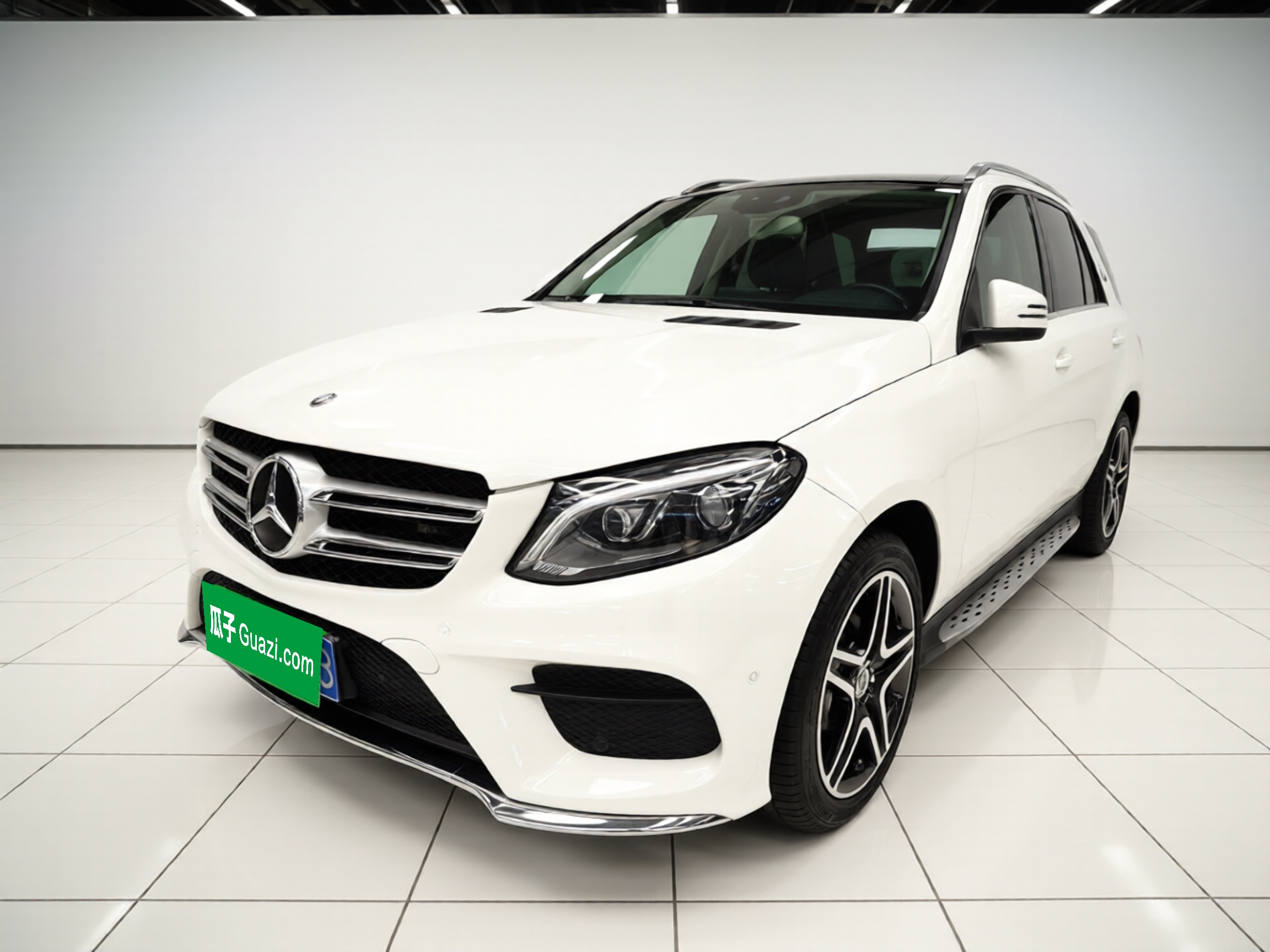 Mercedes-Benz GLE Class 2016 car image 