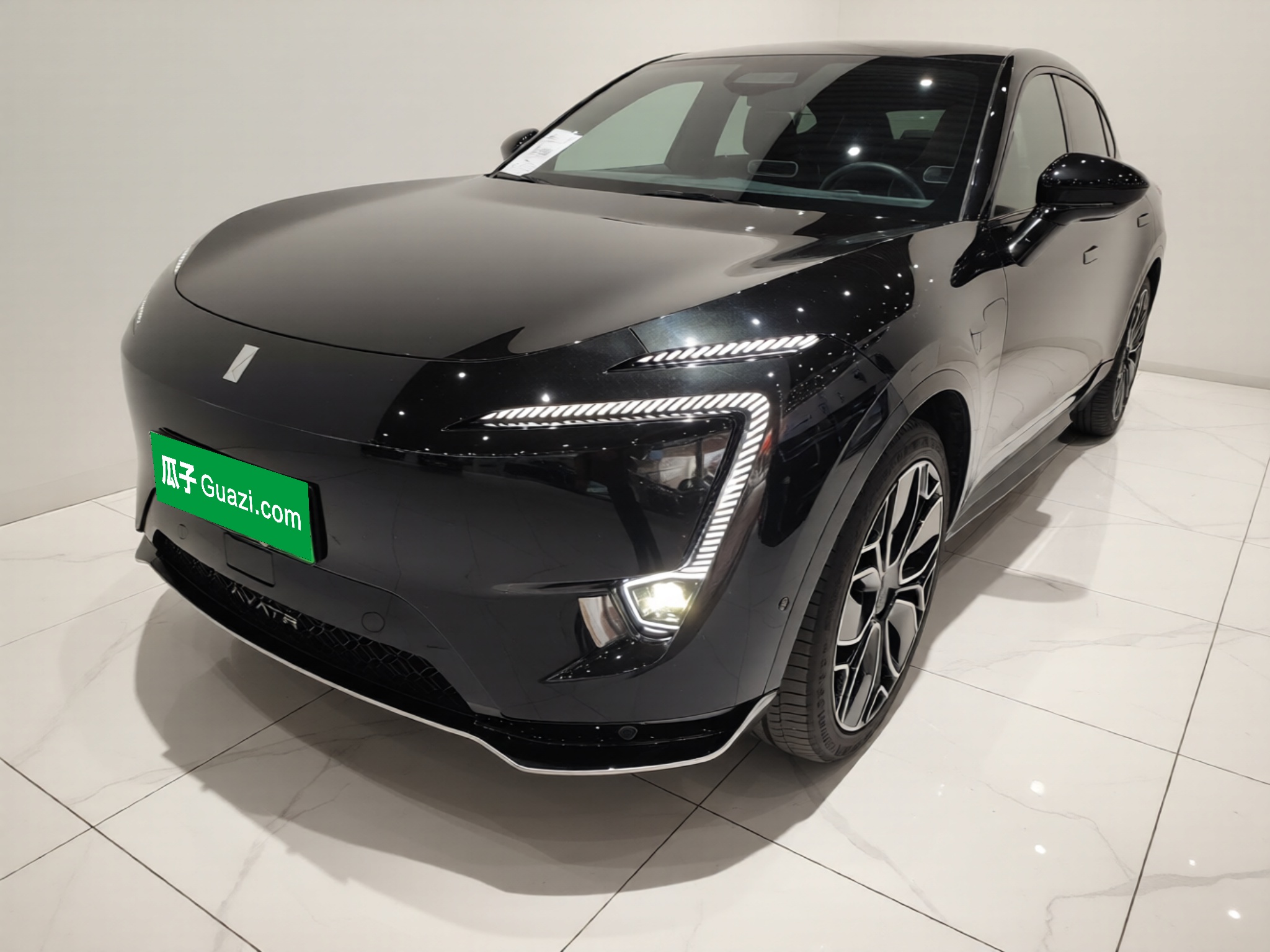 Avatr 11 2023 immagine di auto 