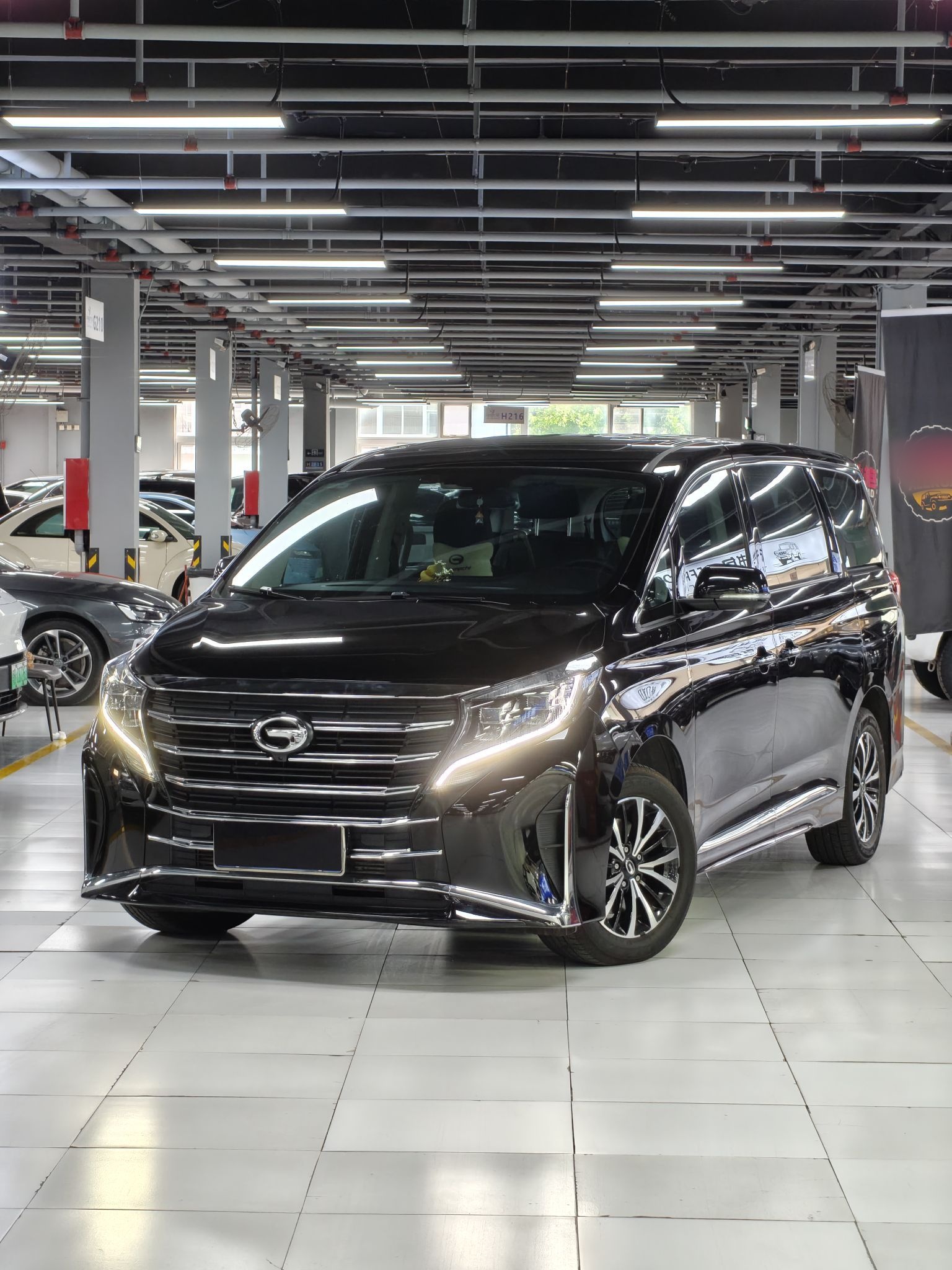 GAC Trumpchi M8 2023 汽车图片 