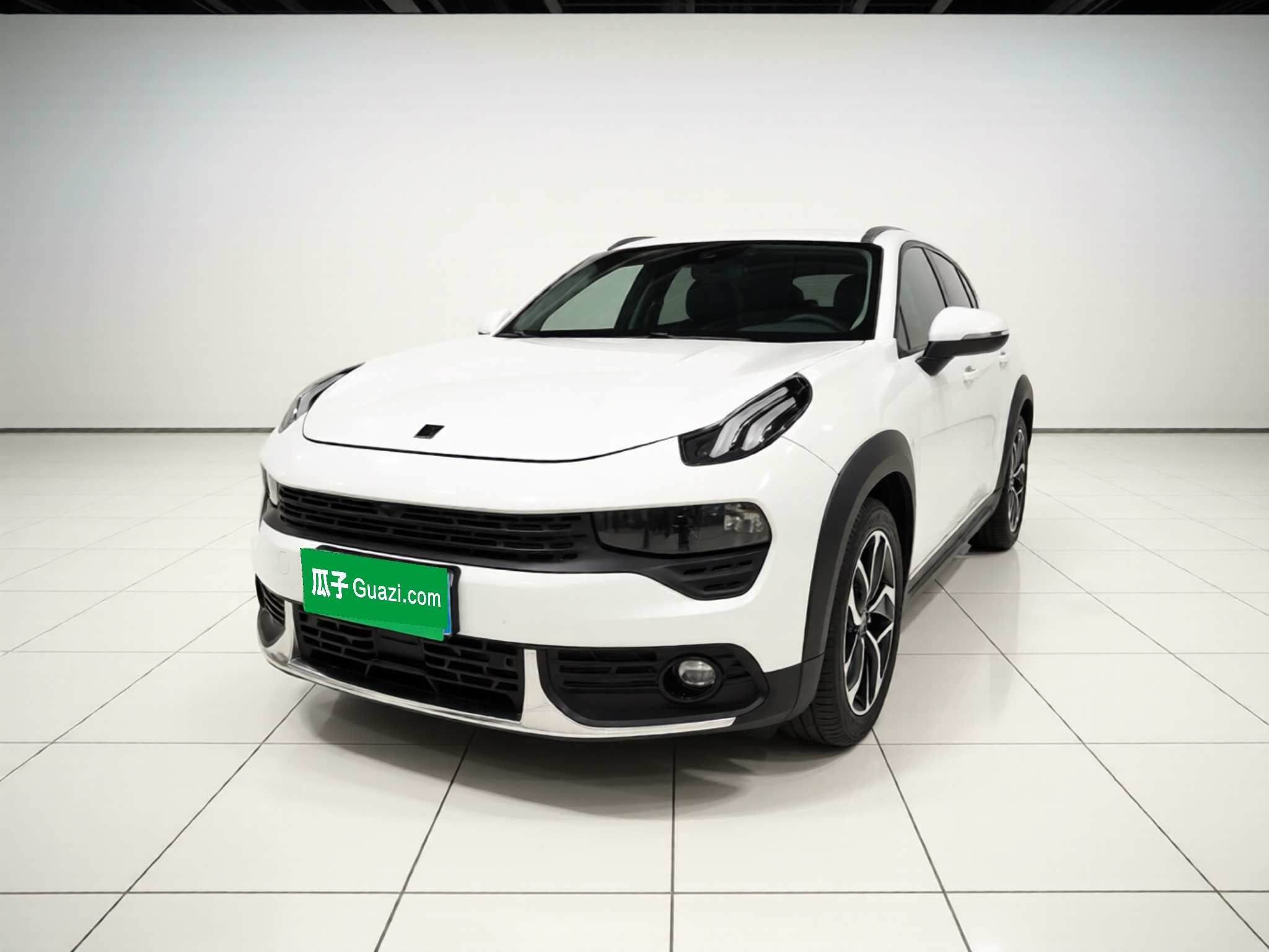 Lynk & Co 02 2019 car image 