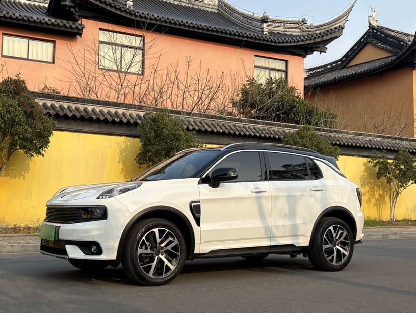 Lynk & Co 01 EM-P 2018 car image 