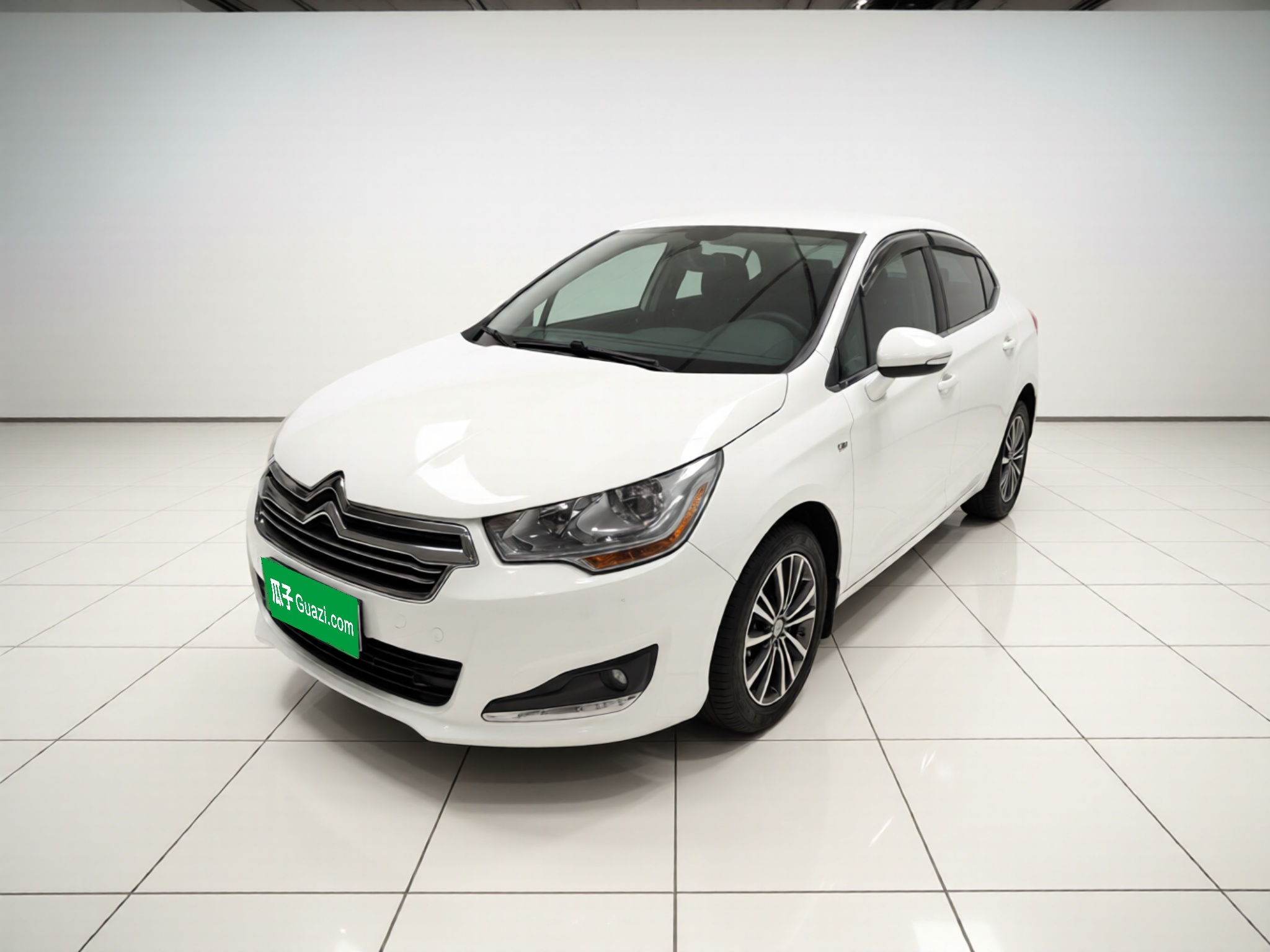 Citroen C4L 2015 صورة سيارة 