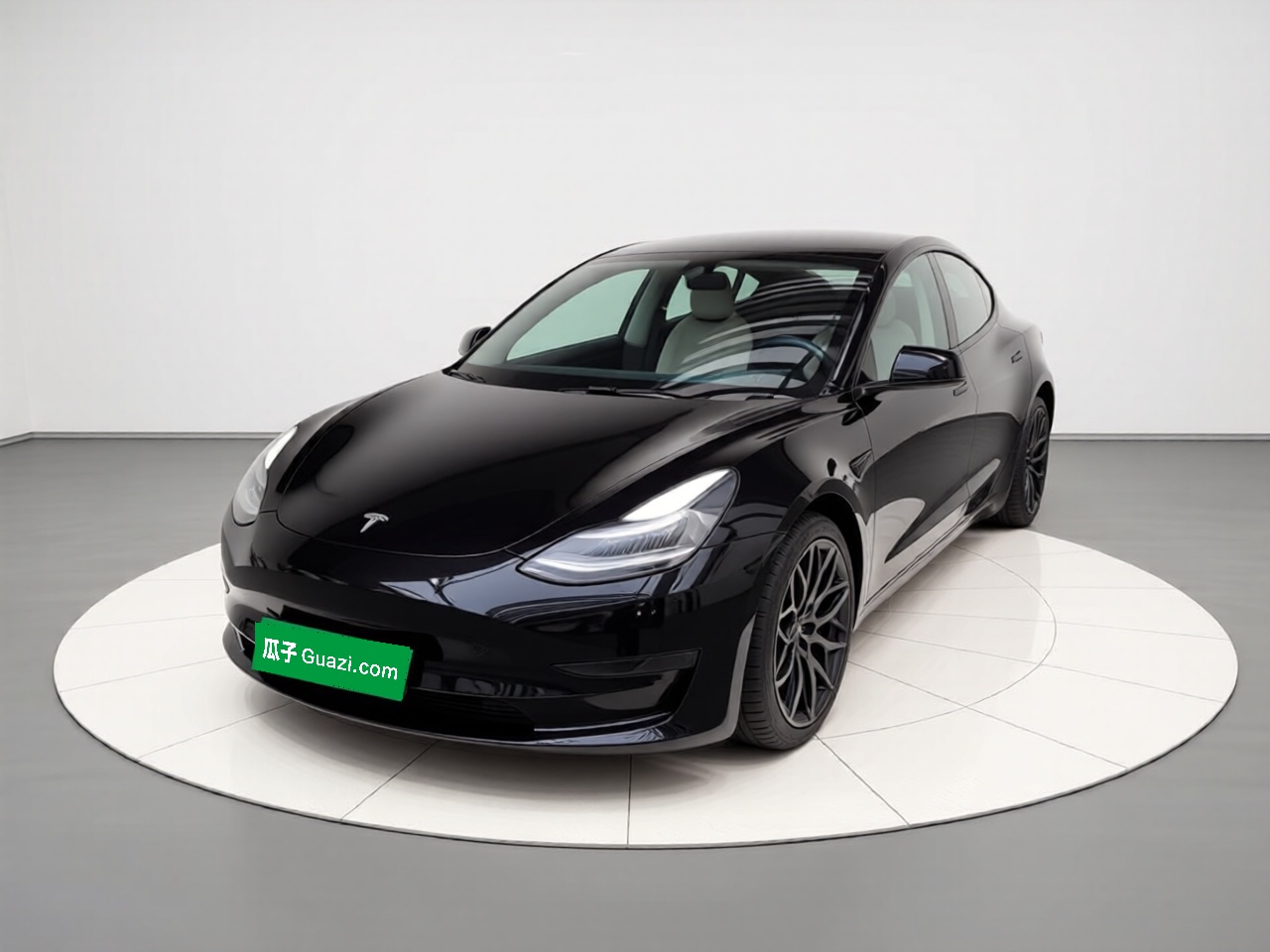 Tesla Model 3 2022 汽车图片 