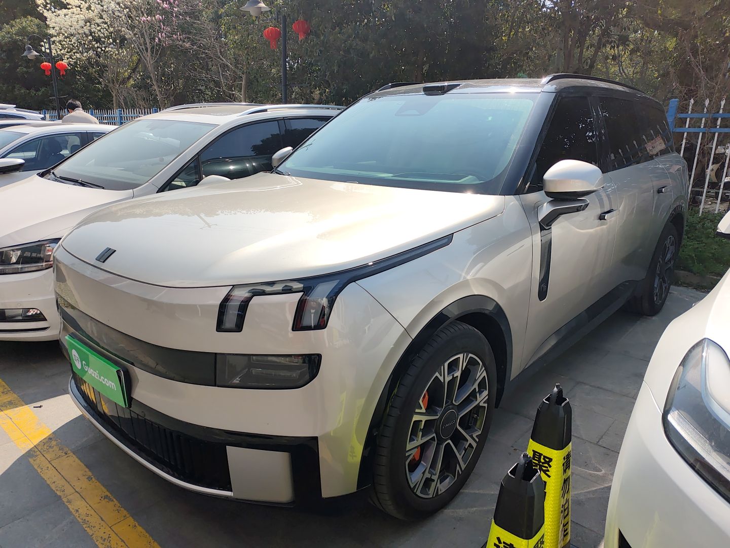 Lynk & Co 900 2025 car image 