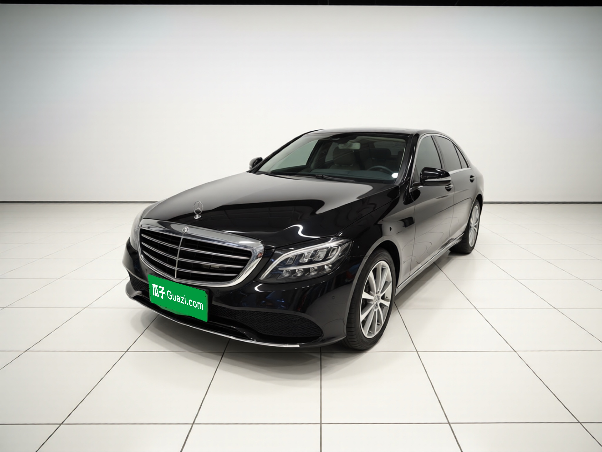 Mercedes-Benz C Class 2019 car image 