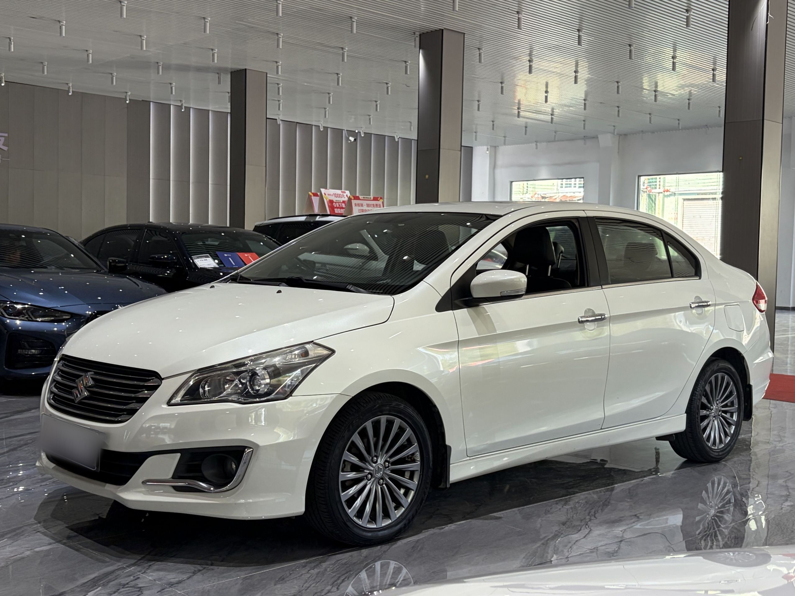Suzuki Ciaz 2017 汽车图片 