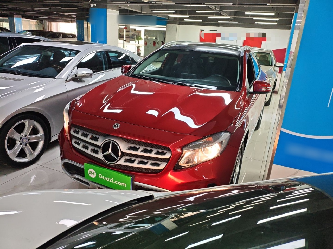 Mercedes-Benz GLA Class 2018 汽车图片 