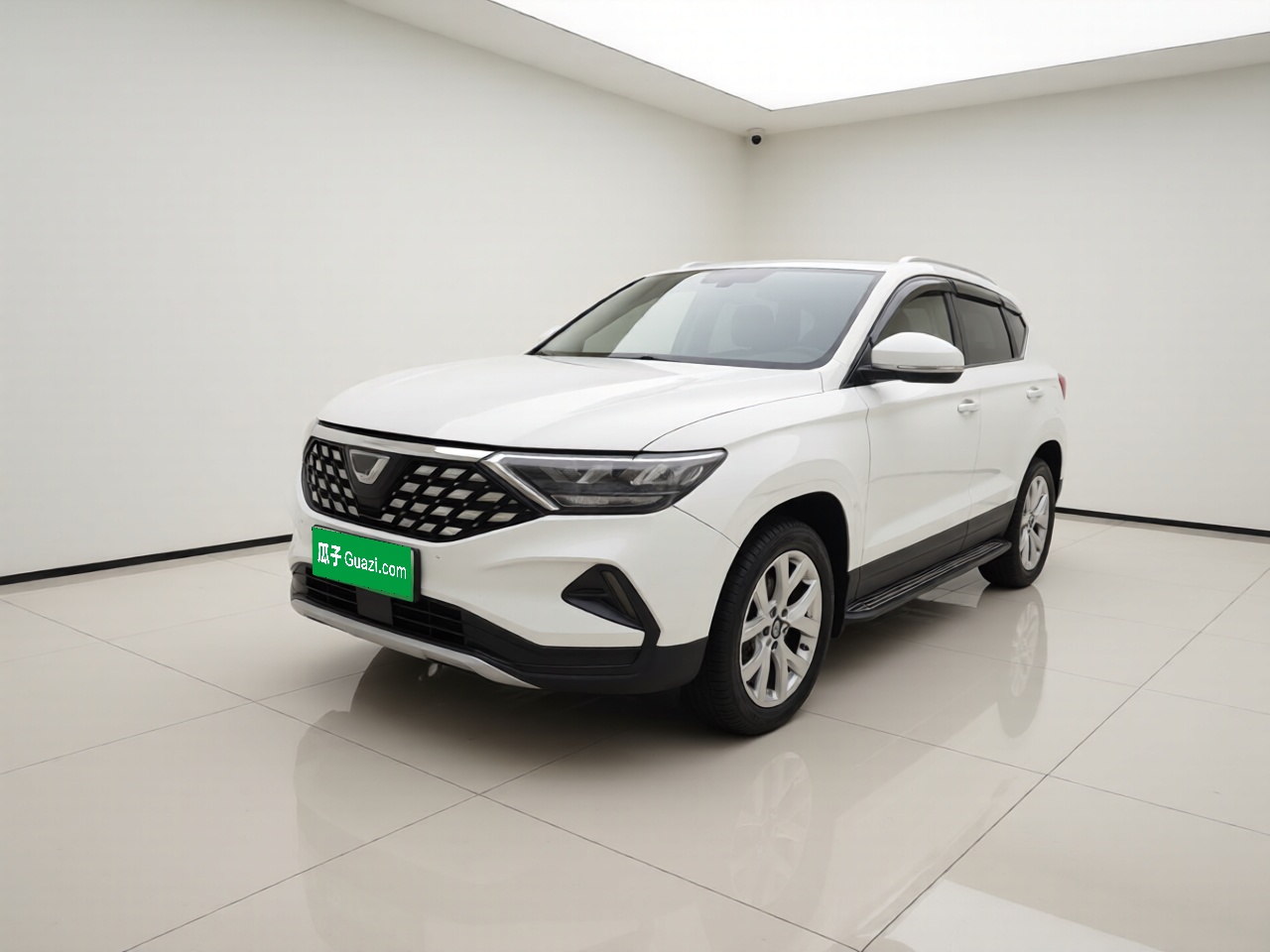 VS5 2019 car image 