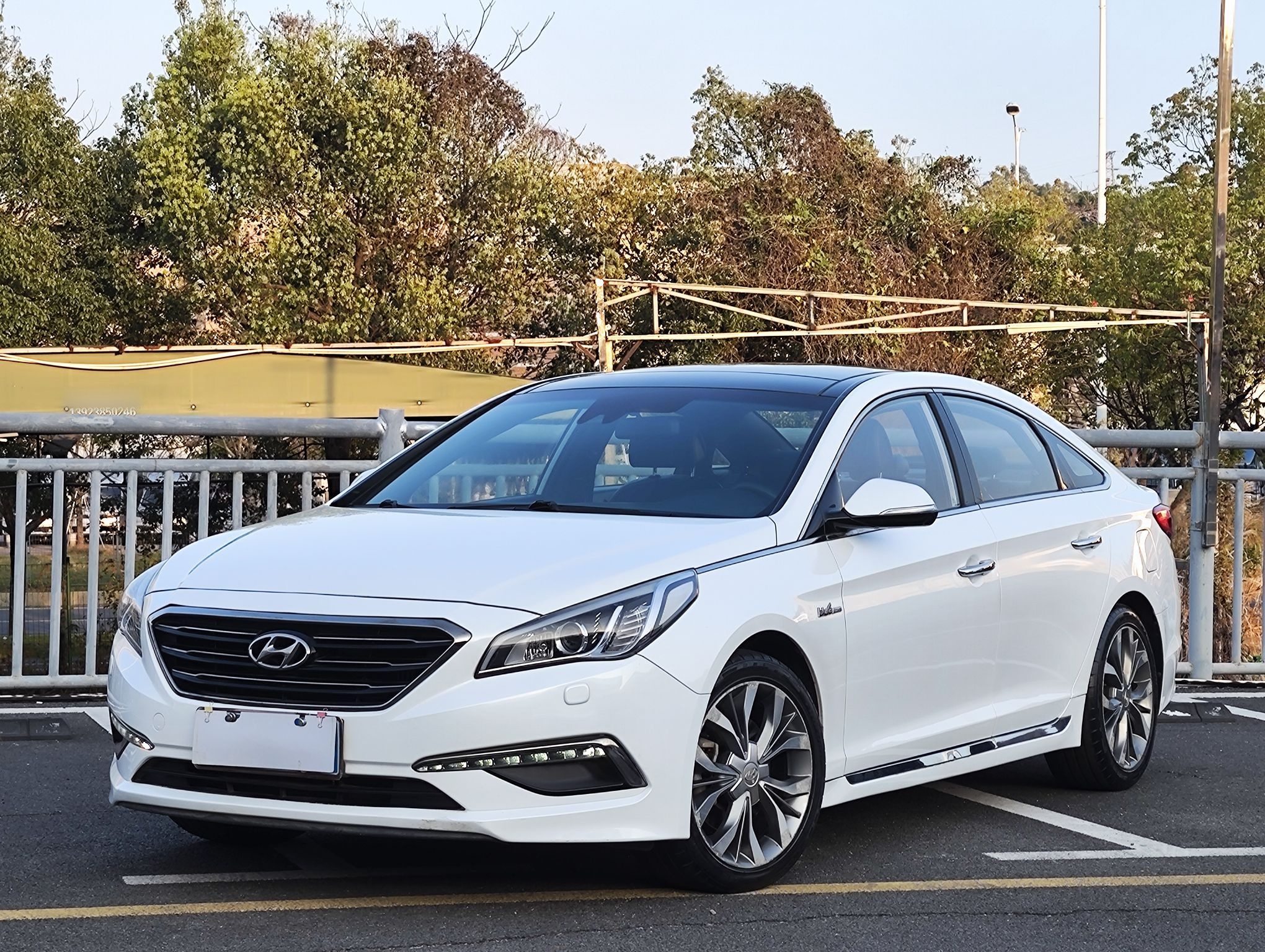 Hyundai Sonata 2015 صورة سيارة 