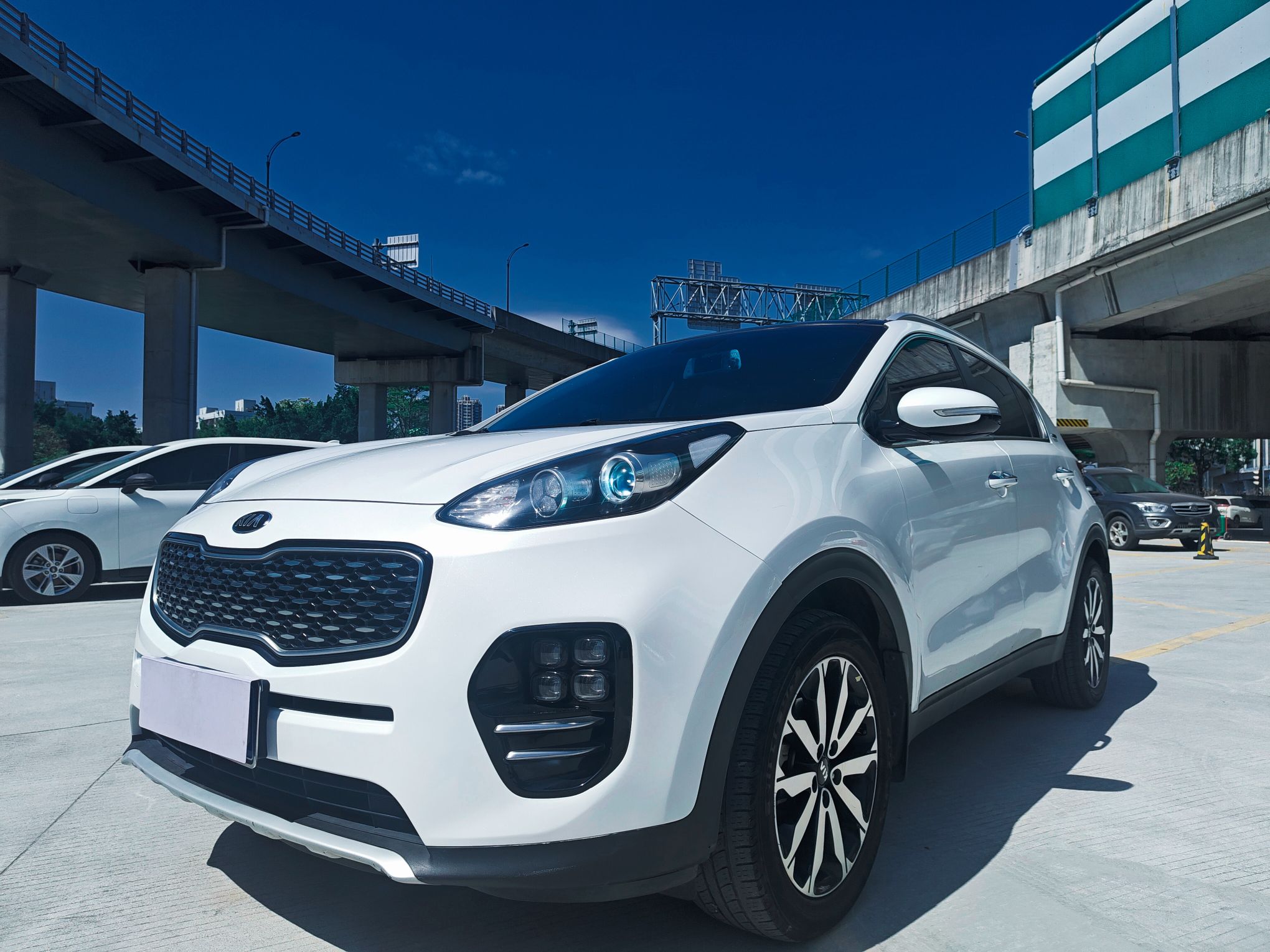 Kia KX5 2017 汽车图片 