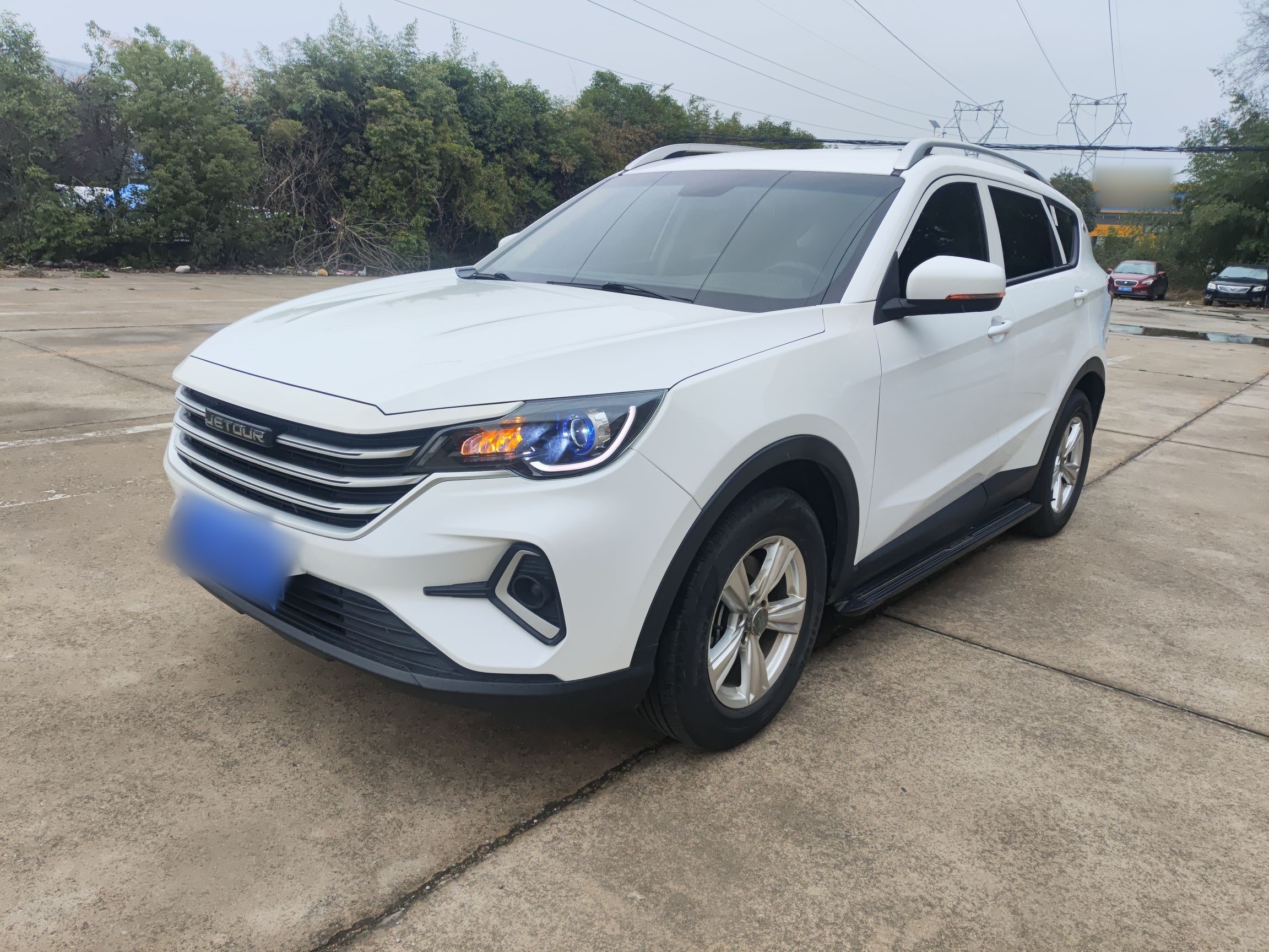 X70M 2022 X70M 2022 car image
