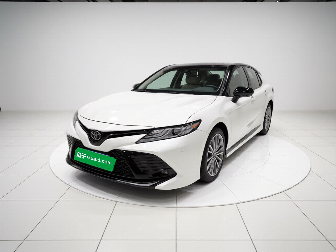 Toyota Camry 2020 immagine di auto 