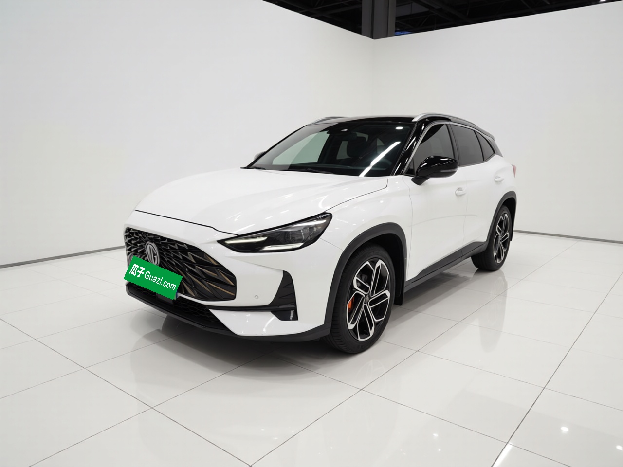 MG ONE 2022 immagine di auto 