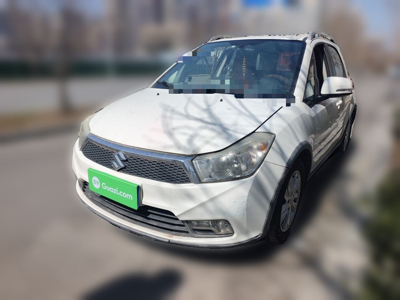 Suzuki SX4 2015 汽车图片 