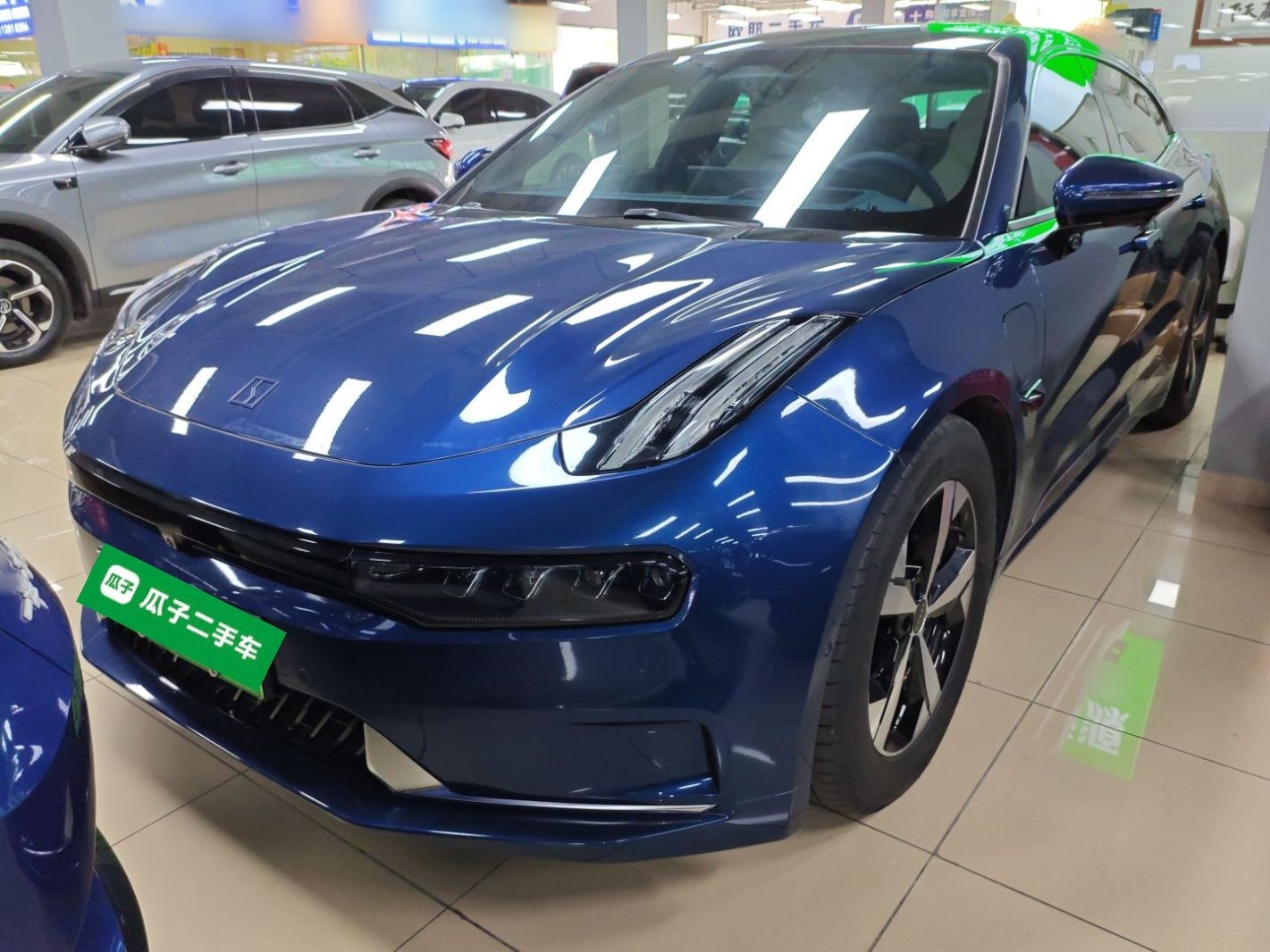 Zeekr 001 2023 汽车图片 