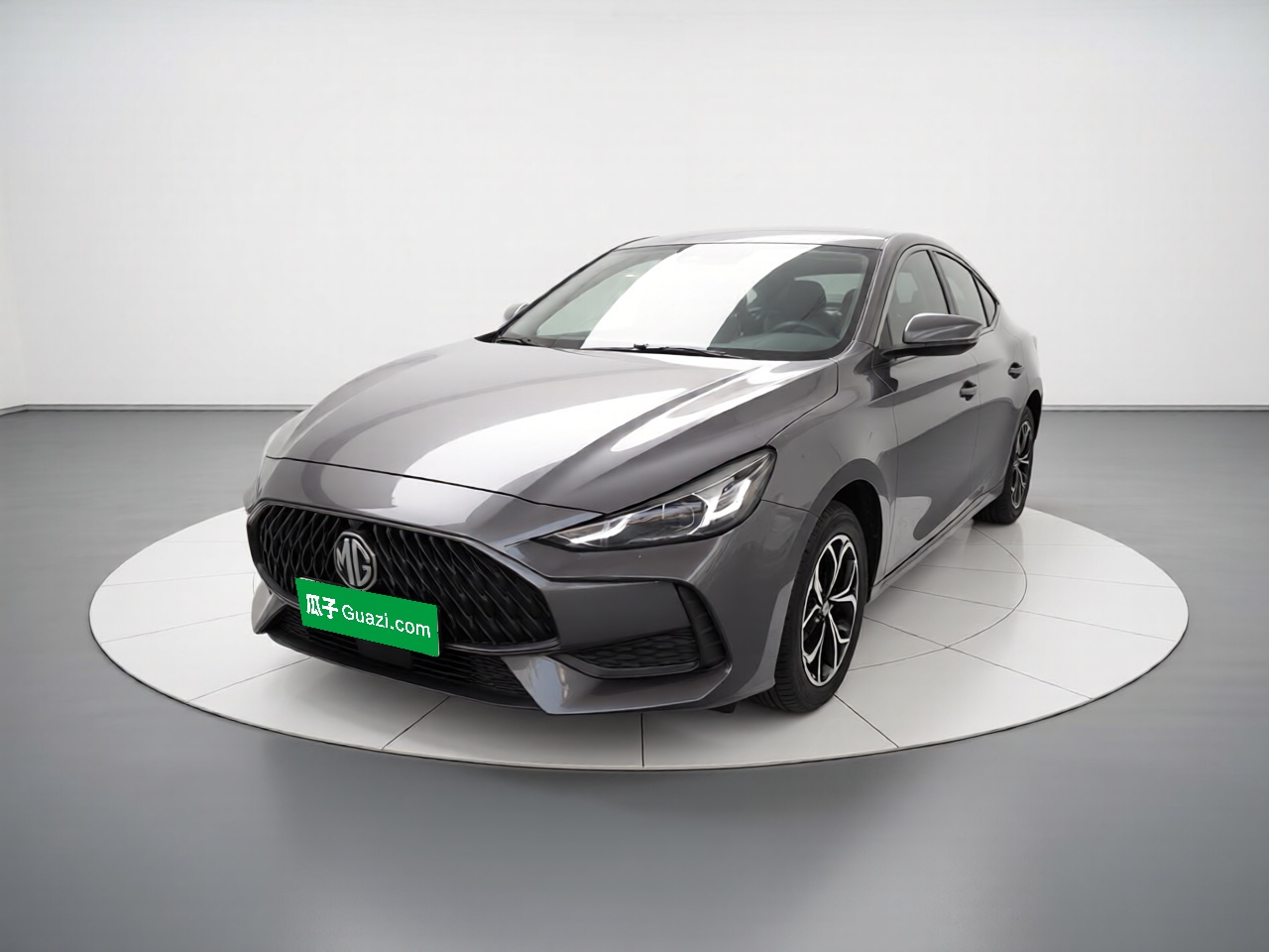 5 2021 5 2021 car image