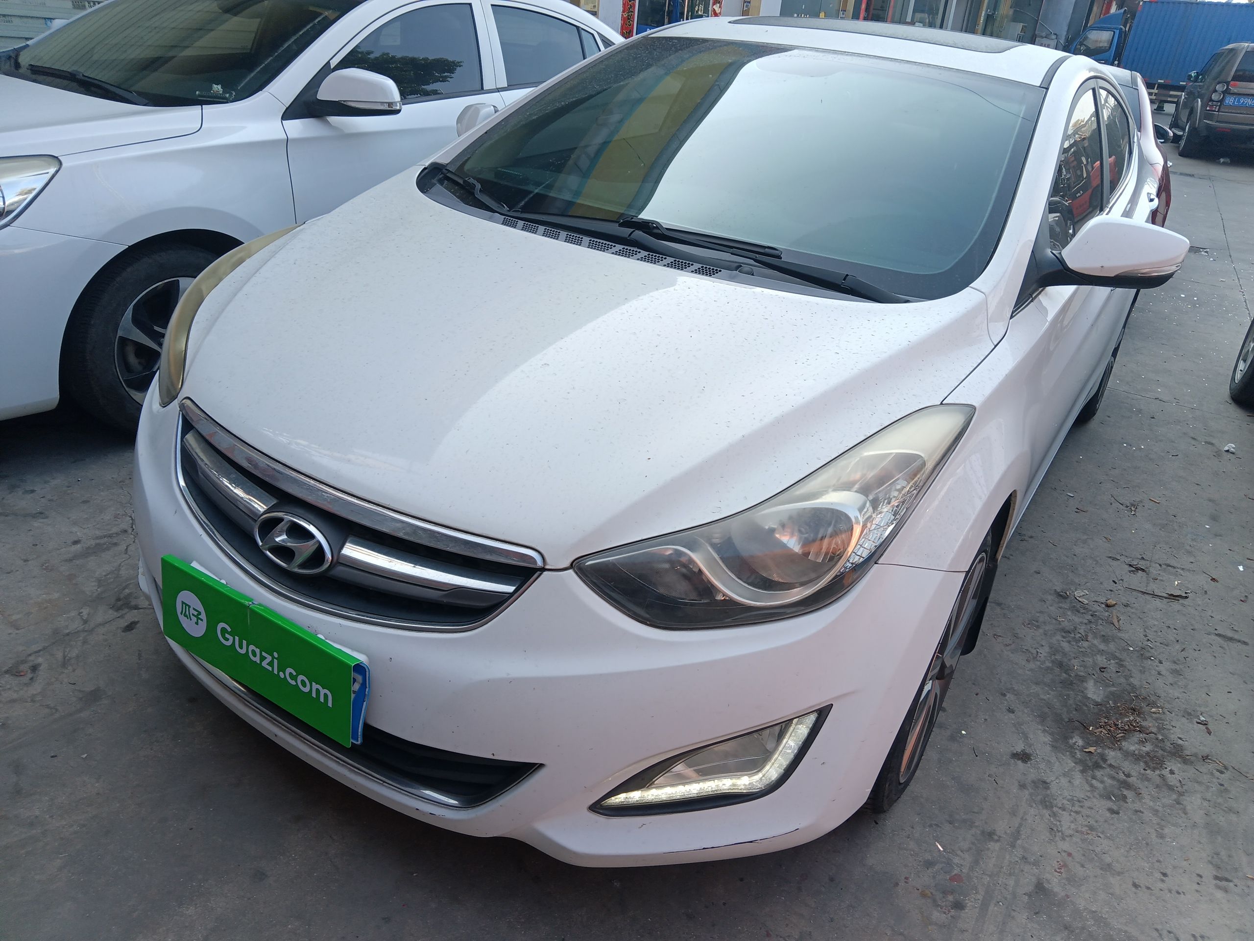 Hyundai Elantra MD 2014 immagine di auto 