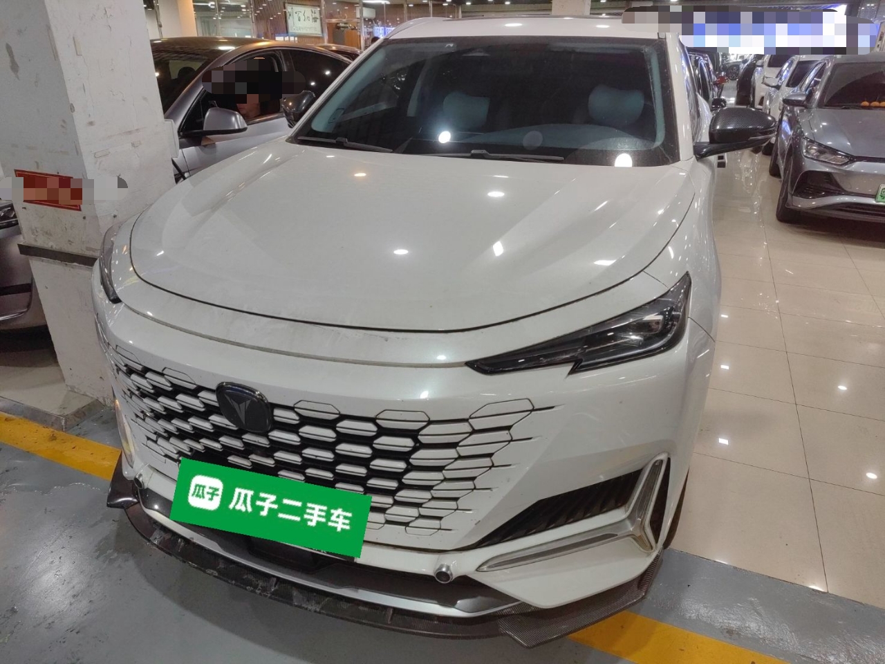 Changan UNI-K iDD 2022 immagine di auto 