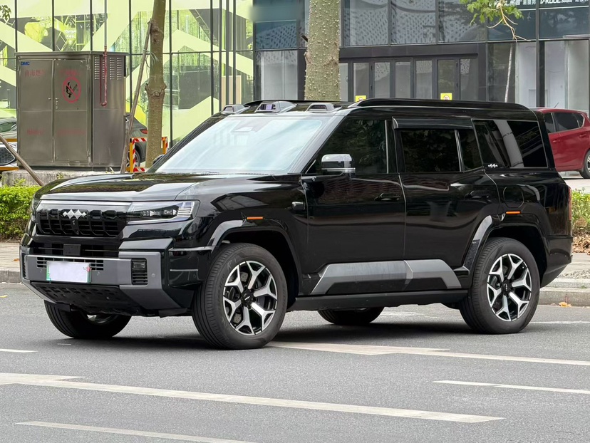 FangChengBao Leopard 8 2024 immagine di auto 