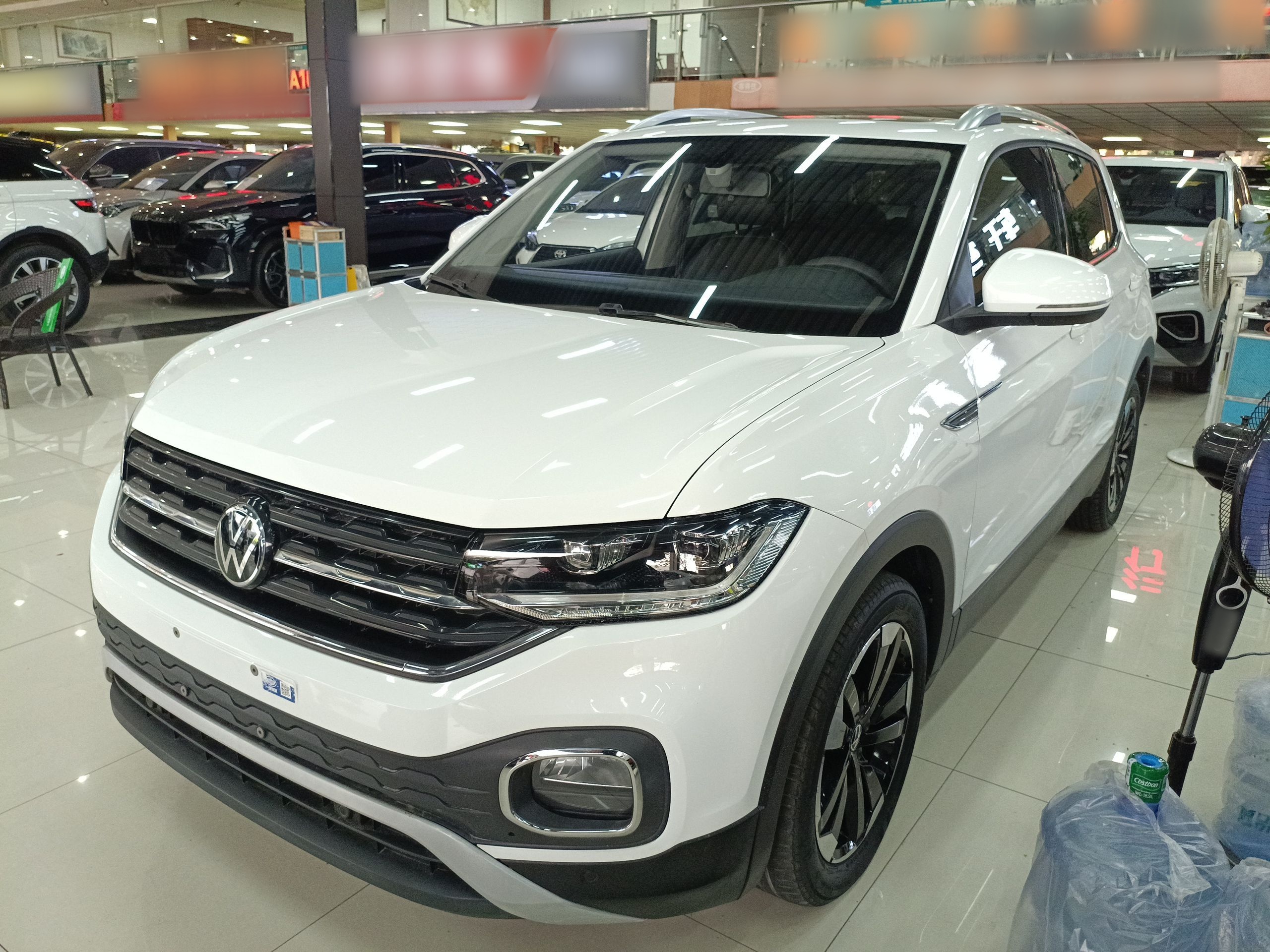 Volkswagen Tacqua 2023 car image 