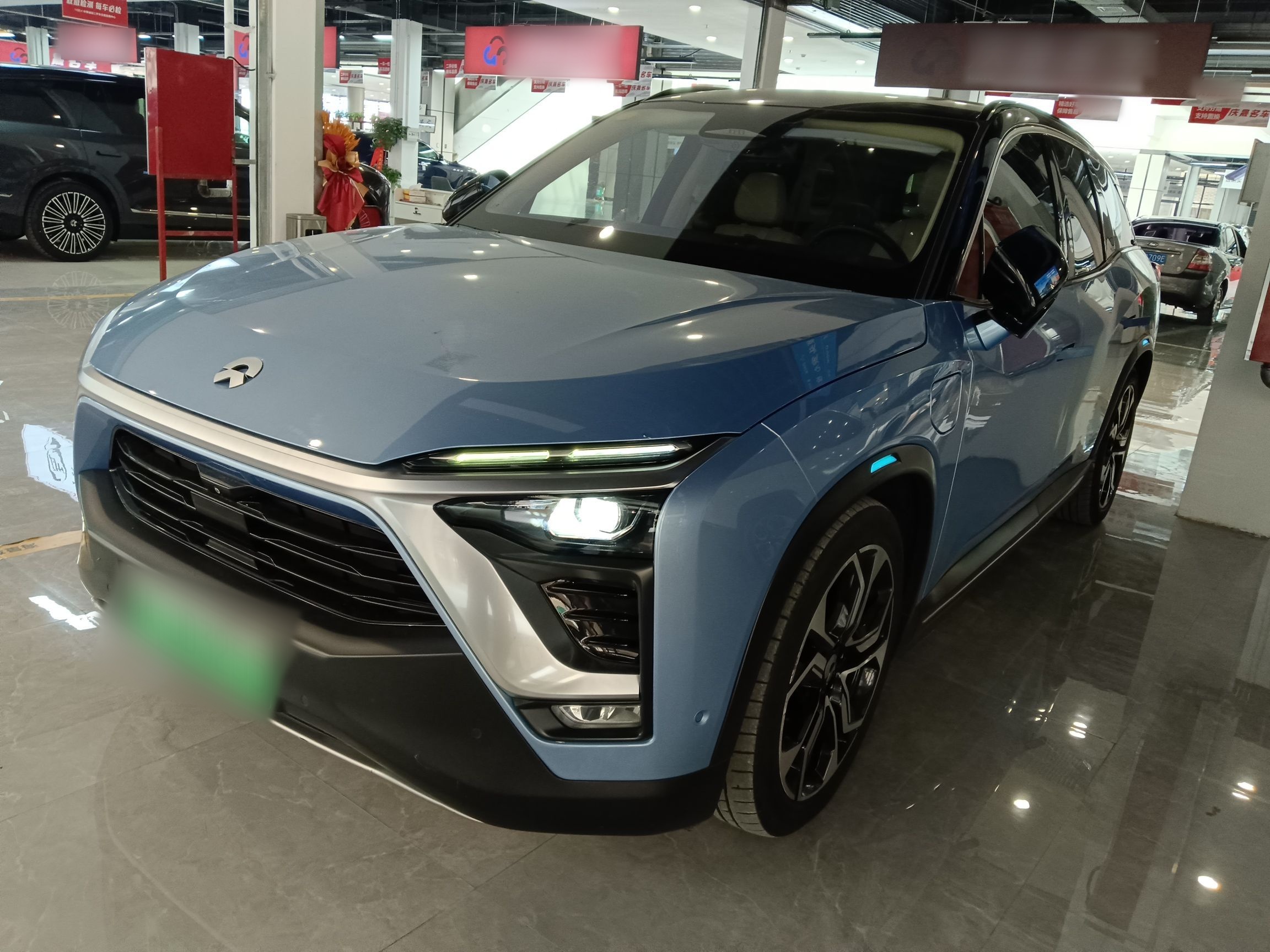 MG ES8 2018 MG ES8 2018 car image
