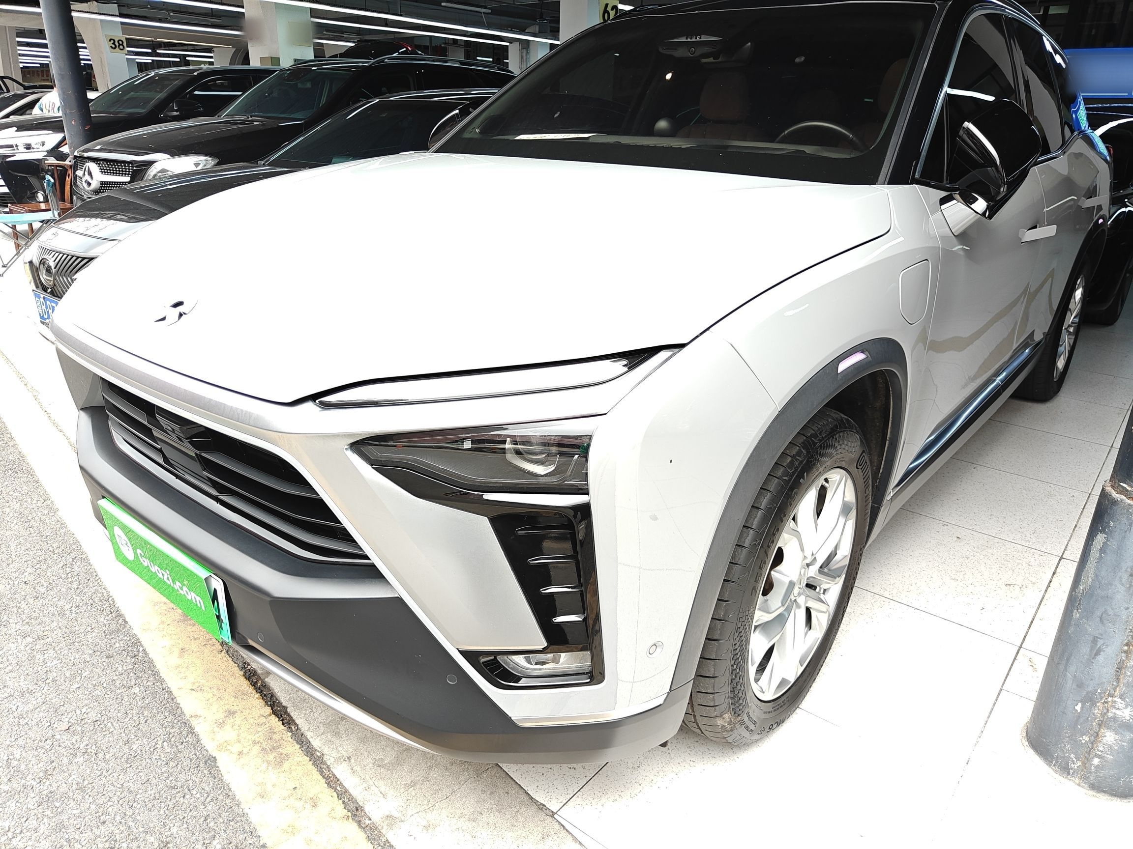 NIO ES8 2021 汽车图片 