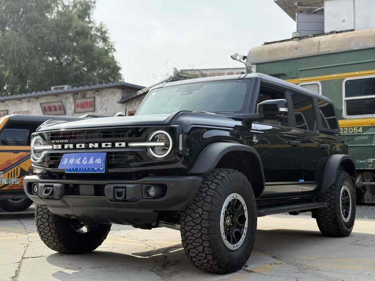 Ford Bronco 2025 Ford Bronco 2025 汽车图片
