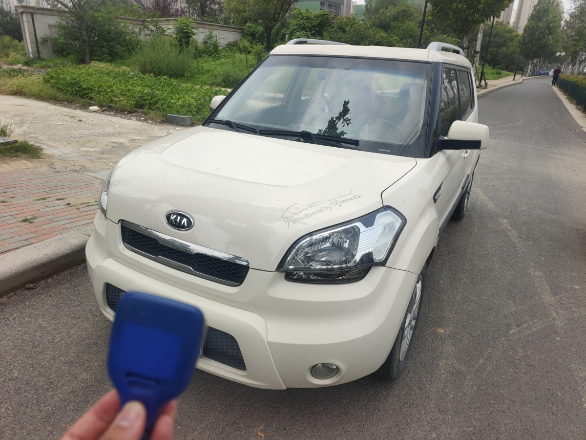 Kia Soul 2012 汽车图片 