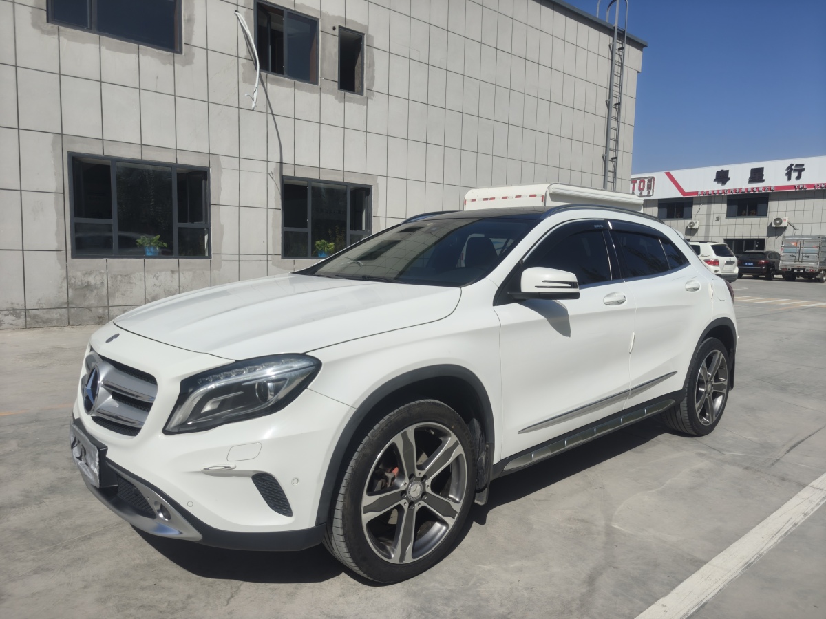 Mercedes-Benz GLA Class (Imported) 2016 car image 