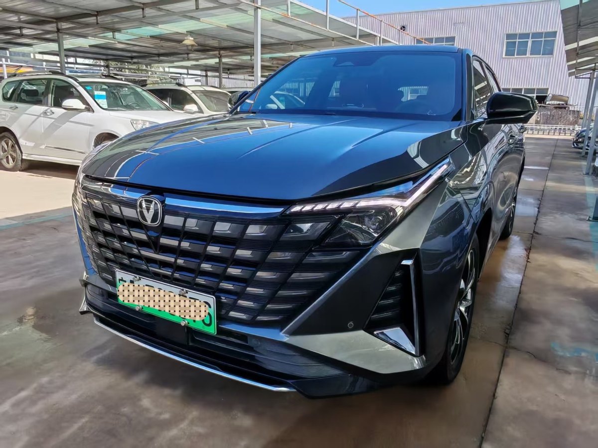 Changan UNI-Z PHEV 2025 car image 