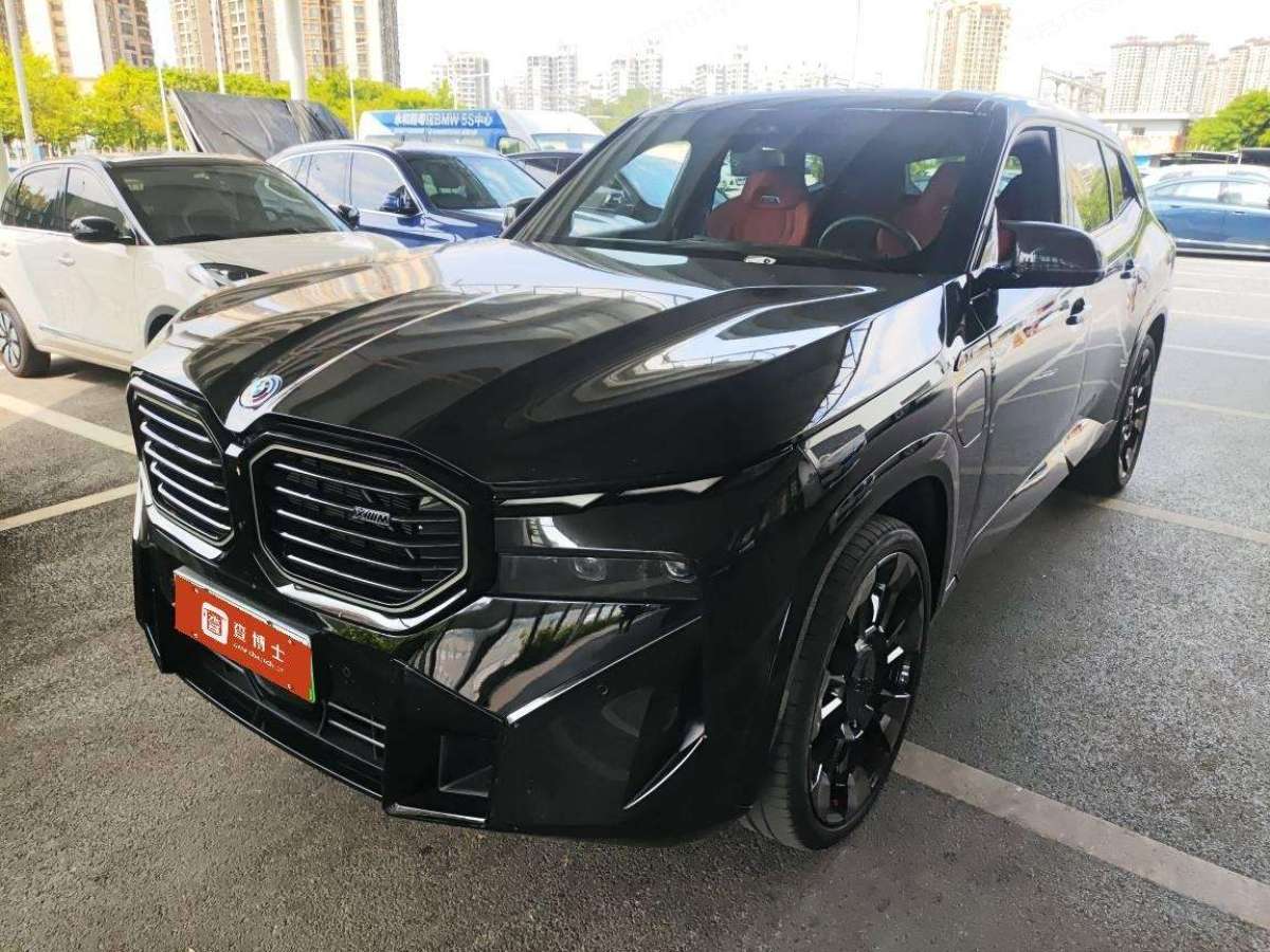 BMW XM 2024 car image 