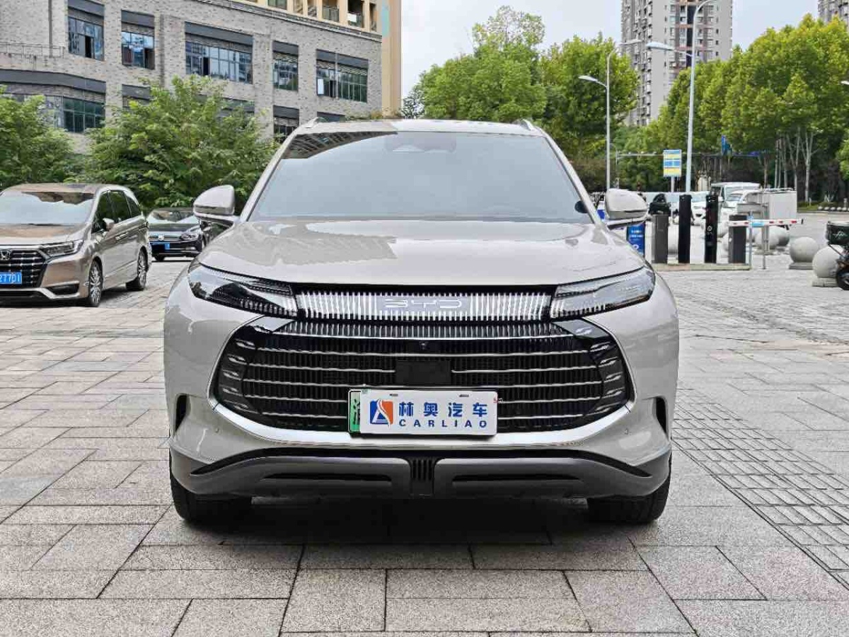 BYD Frigate 07 2023 BYD Frigate 07 2023 immagine di auto